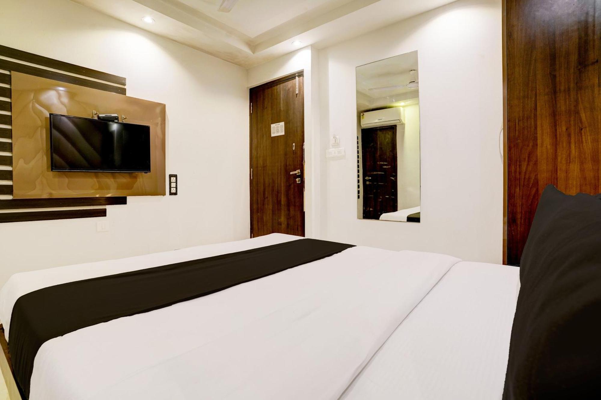 Super O Formerly Park Palace Hotel Mumbai