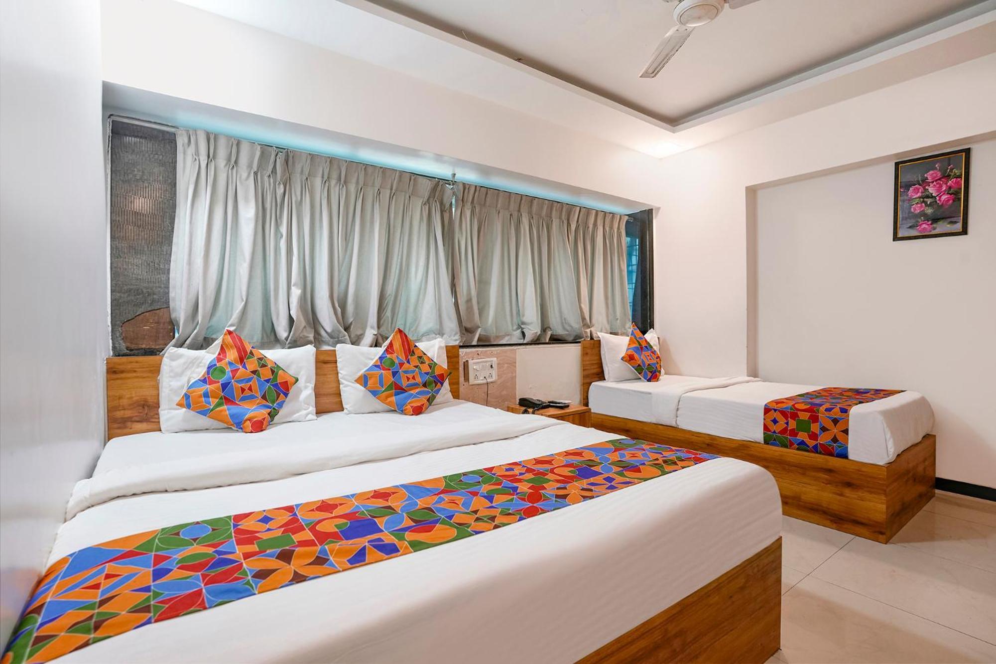 Fabhotel Shiv Leela Grand 3*
