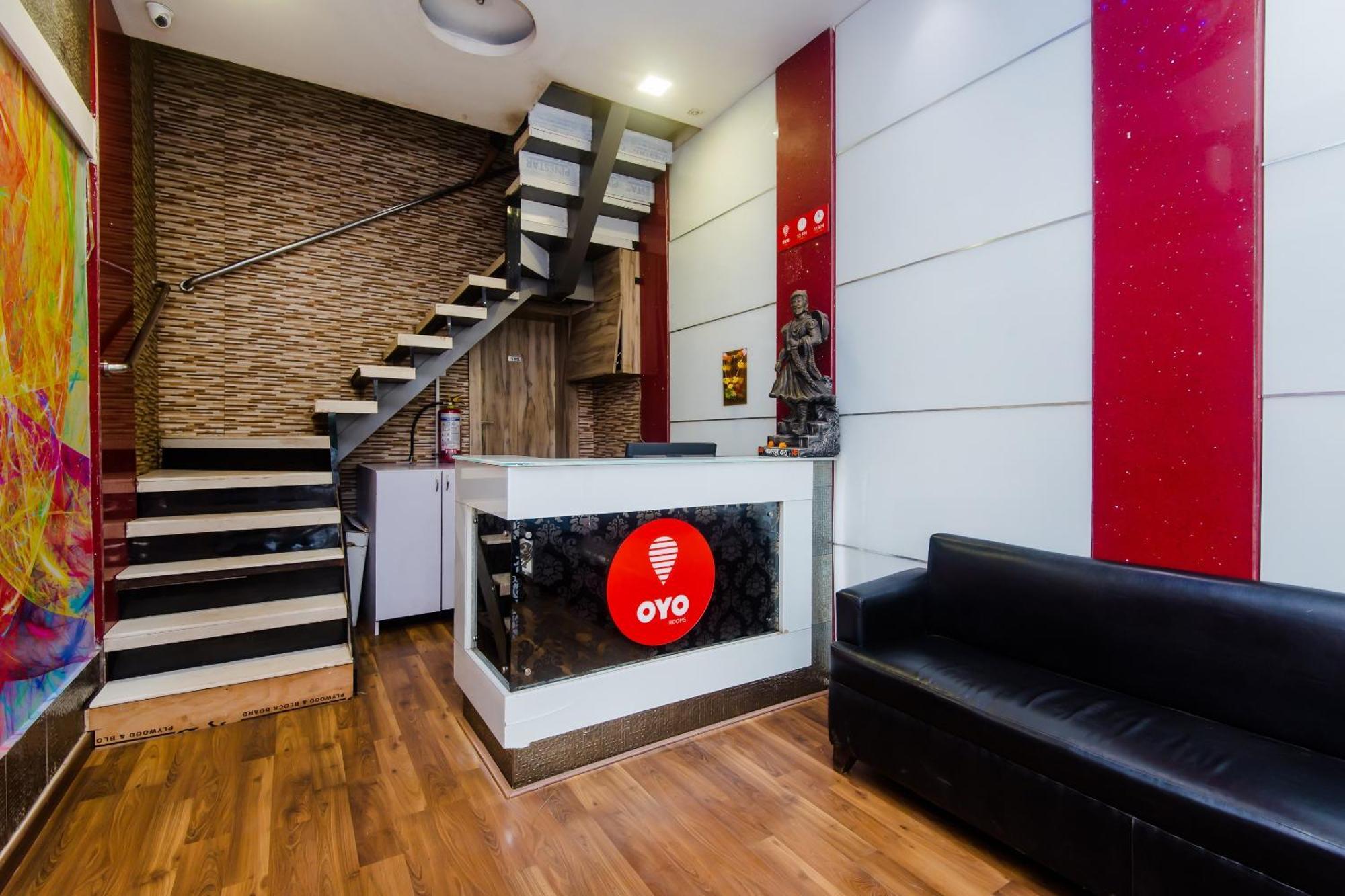 O Blue Pearl Residency Near Chhatrapati Shivaji International Airport