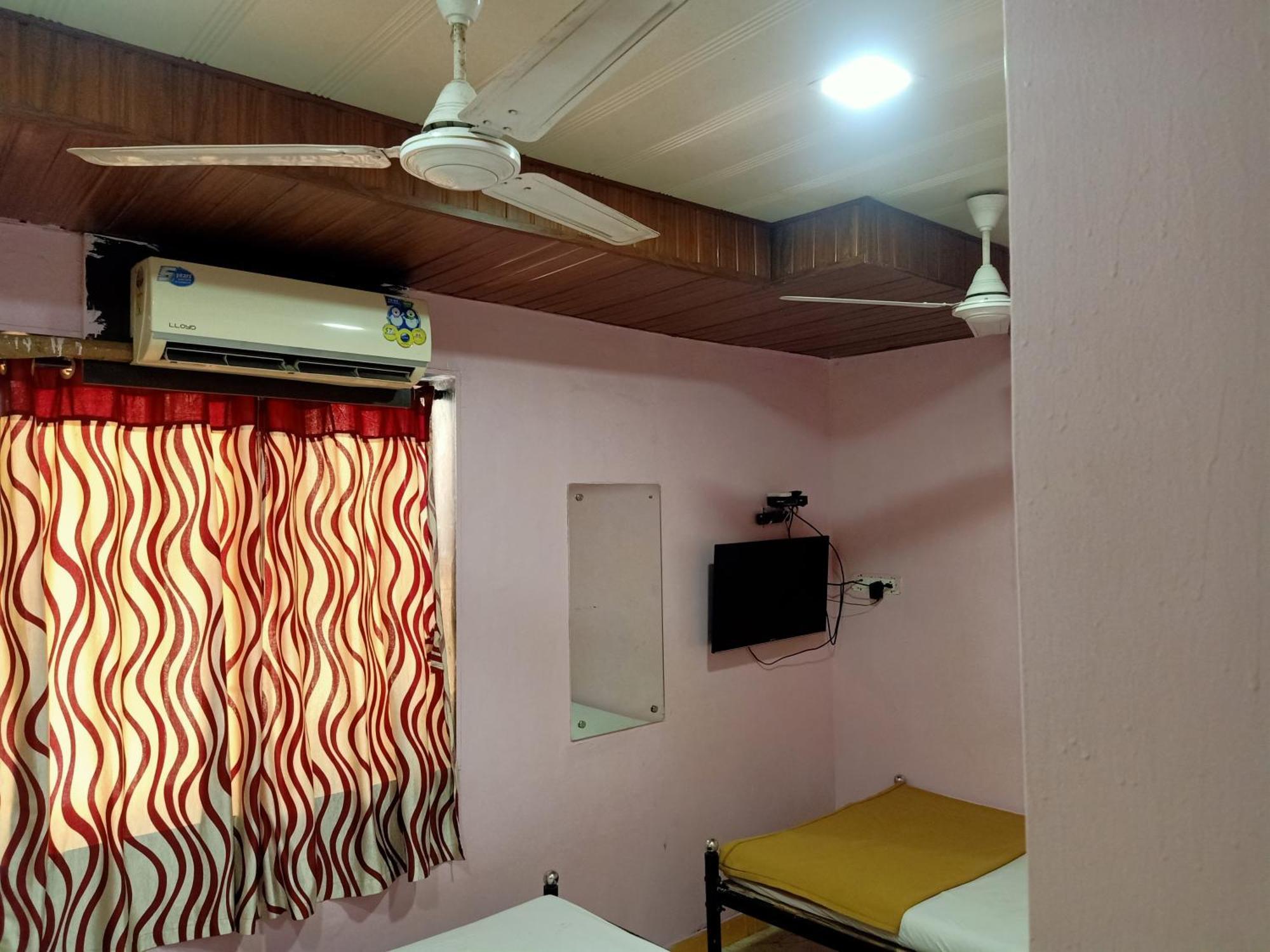 Hotel Central Inn Inn Mumbai