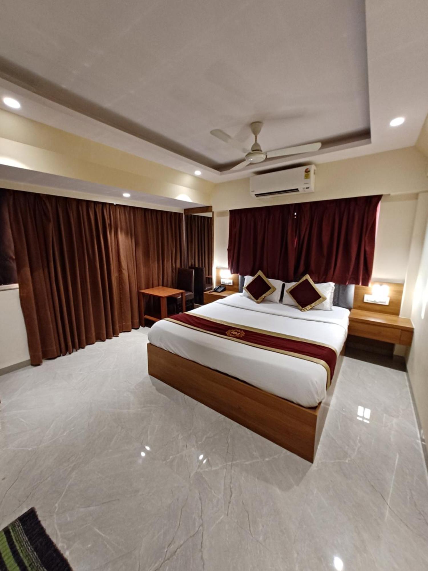 Ratna Mahal Hotel 3*