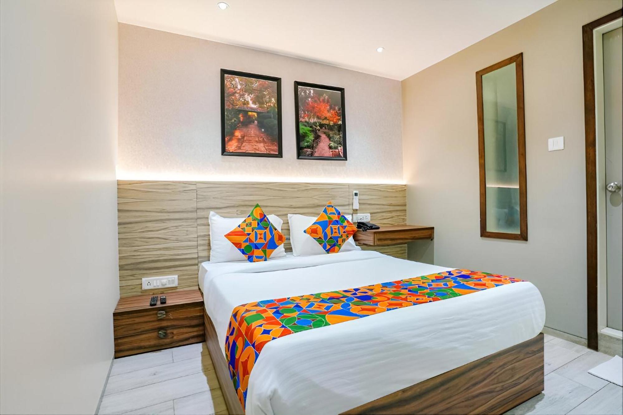 Guest house Glitz Dream Residency Nr Iit - Powai Mumbai