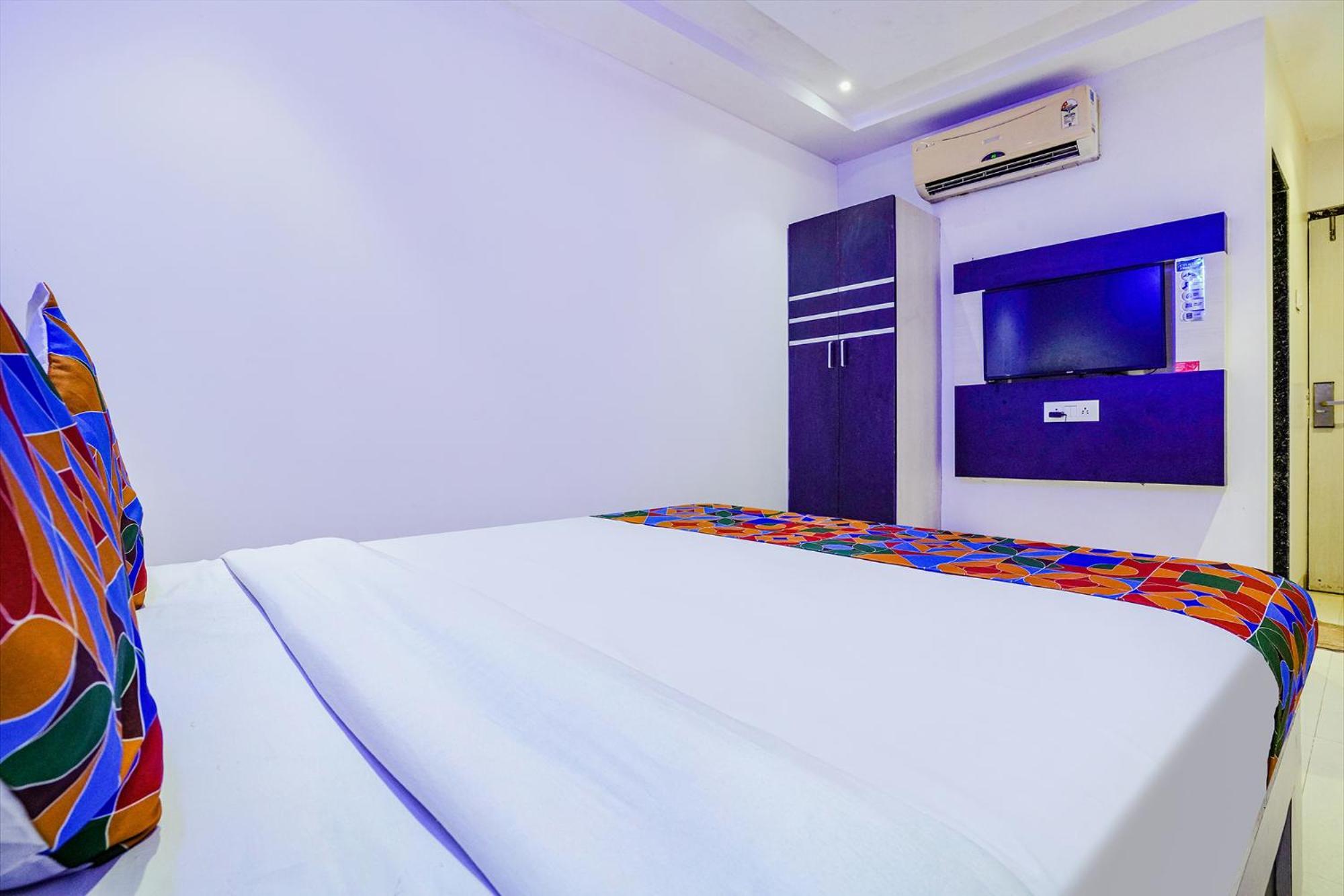 Hotel Fabexpress Embassy - Nr Bkc