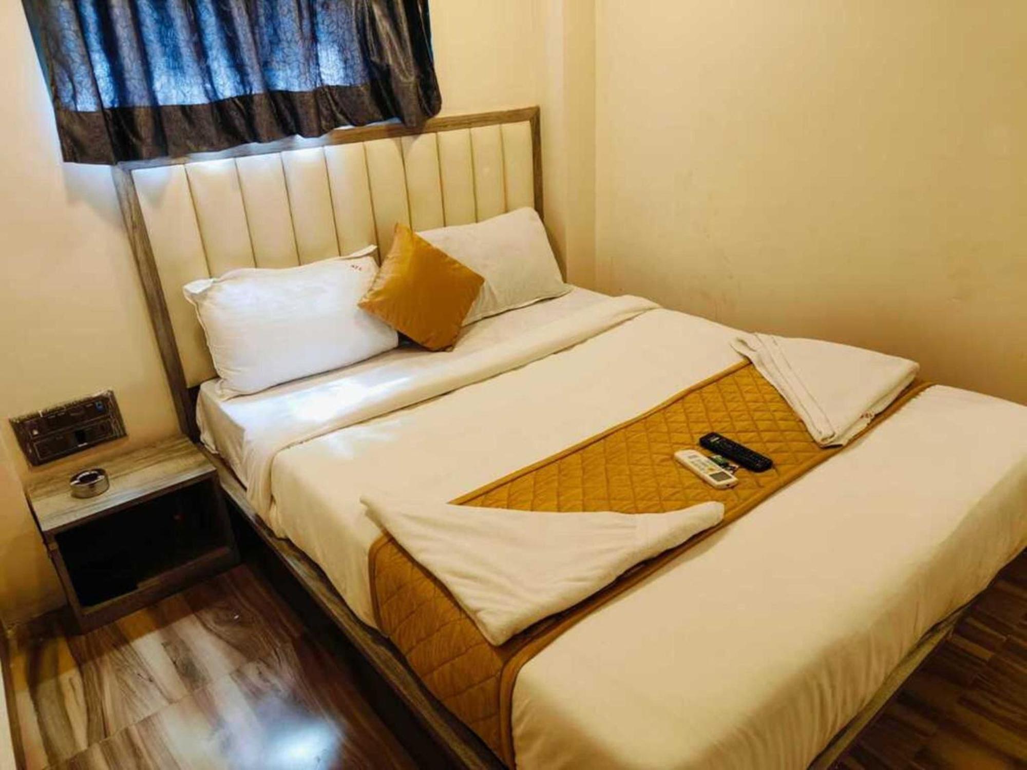 Pride - Kurla West Hotel