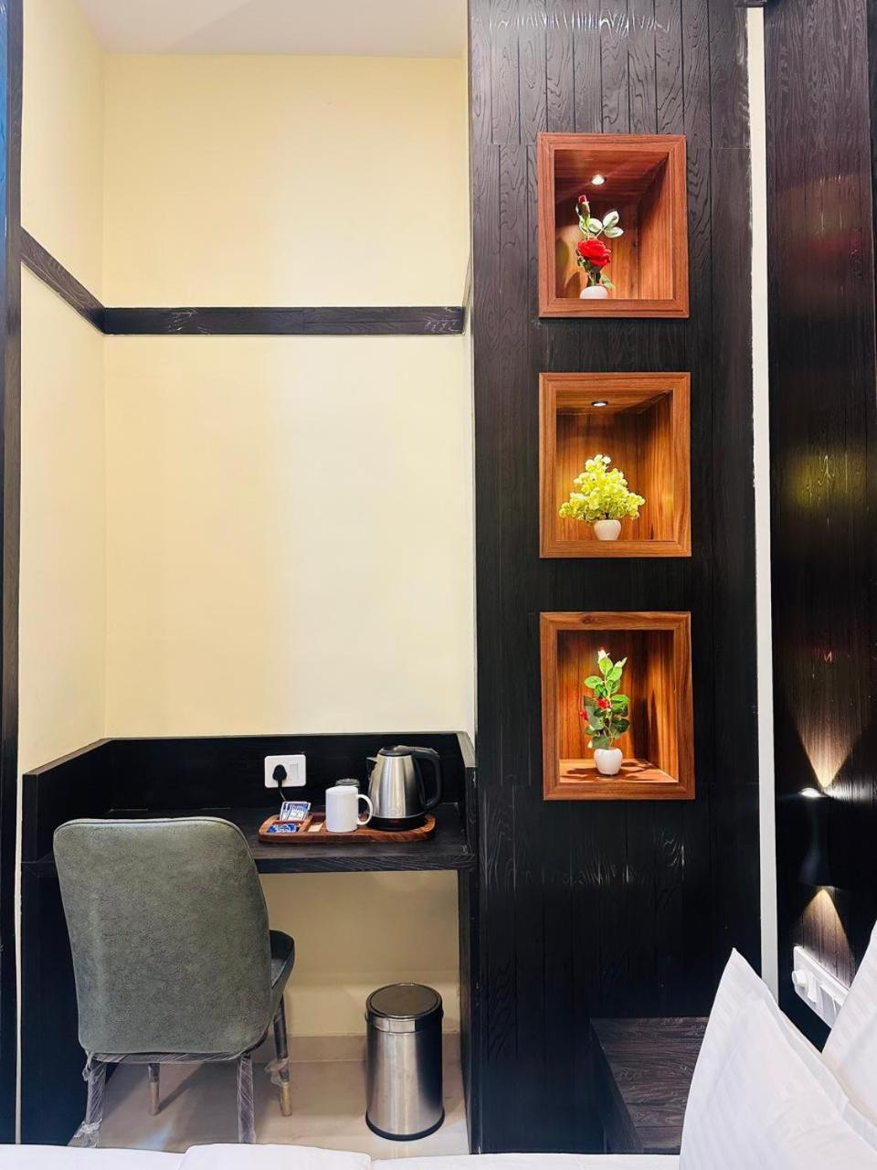 Sky Suite-sahar Cargo And Intl Airport Hotel *