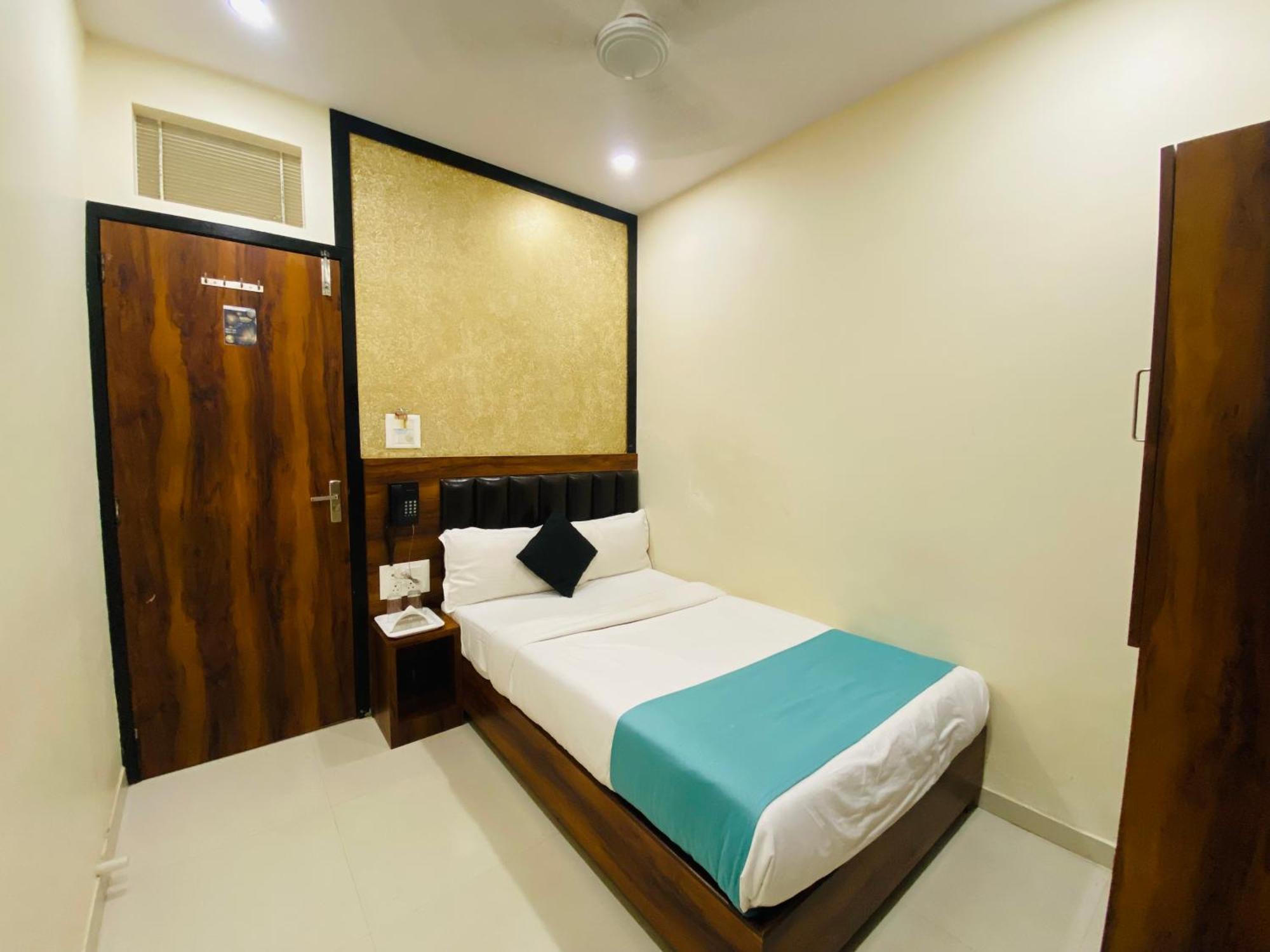 Lavender -10min-mumbai International Airport Hotel Mumbai