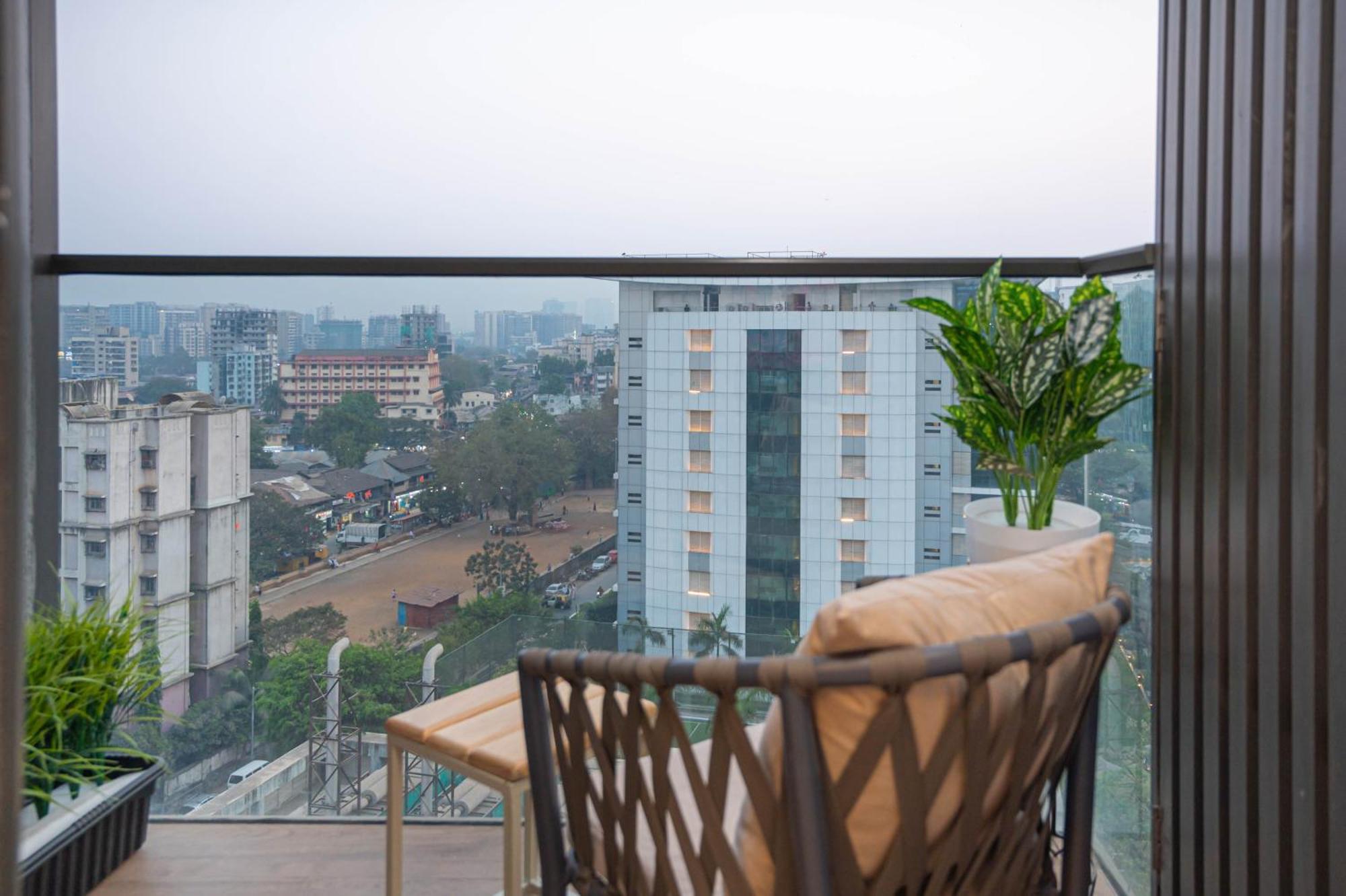 Z Bliss Suites, Bkc