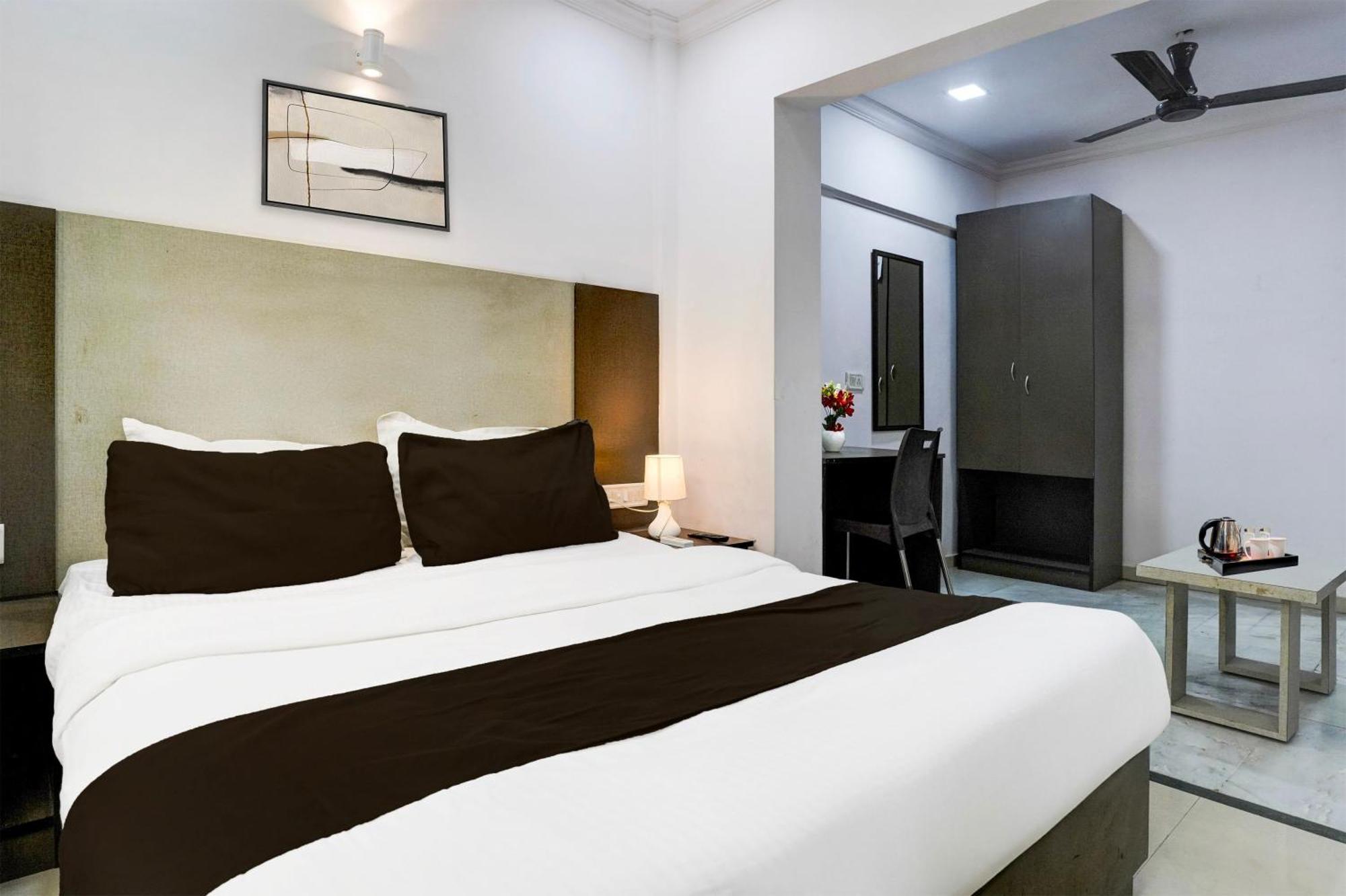 Hotel Super O Four Formerly Ardaas Residency *