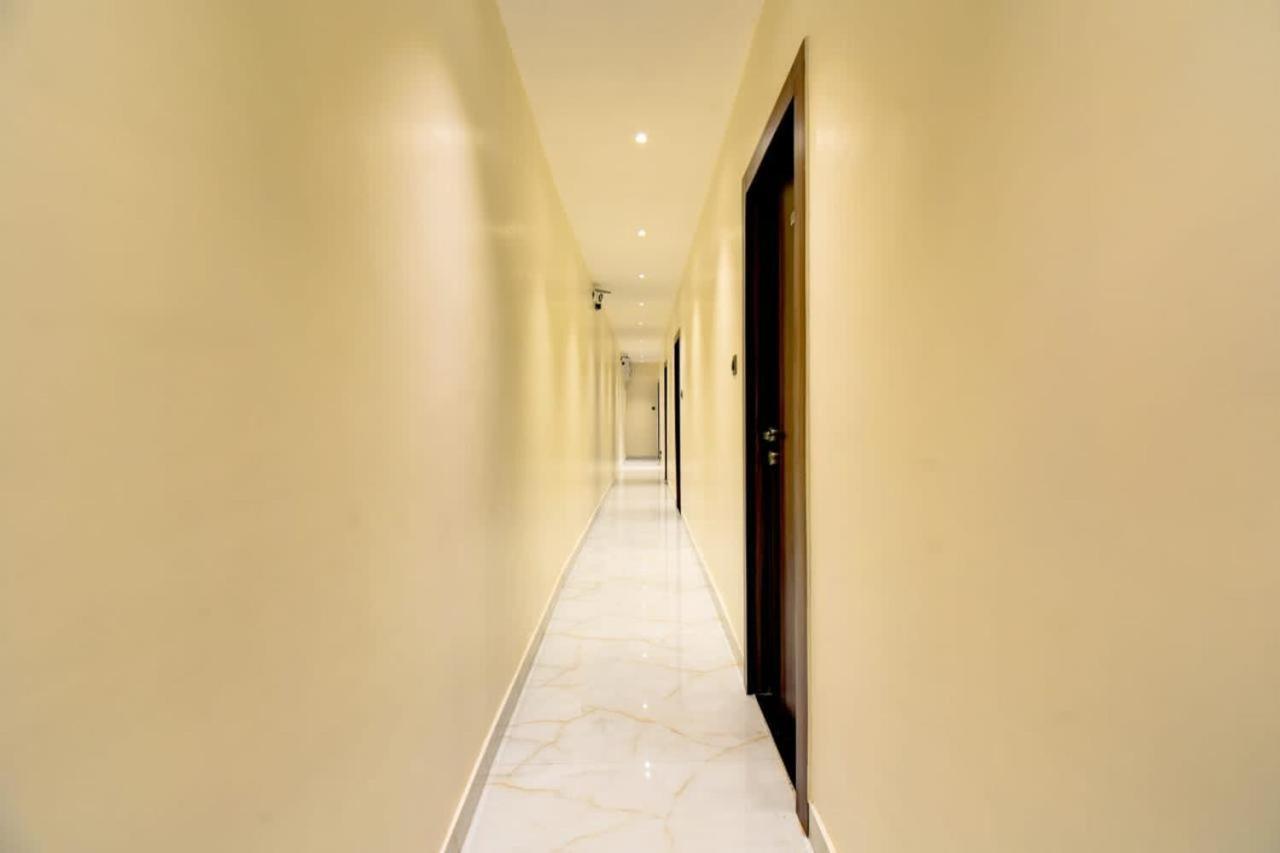 Golden Star 3*