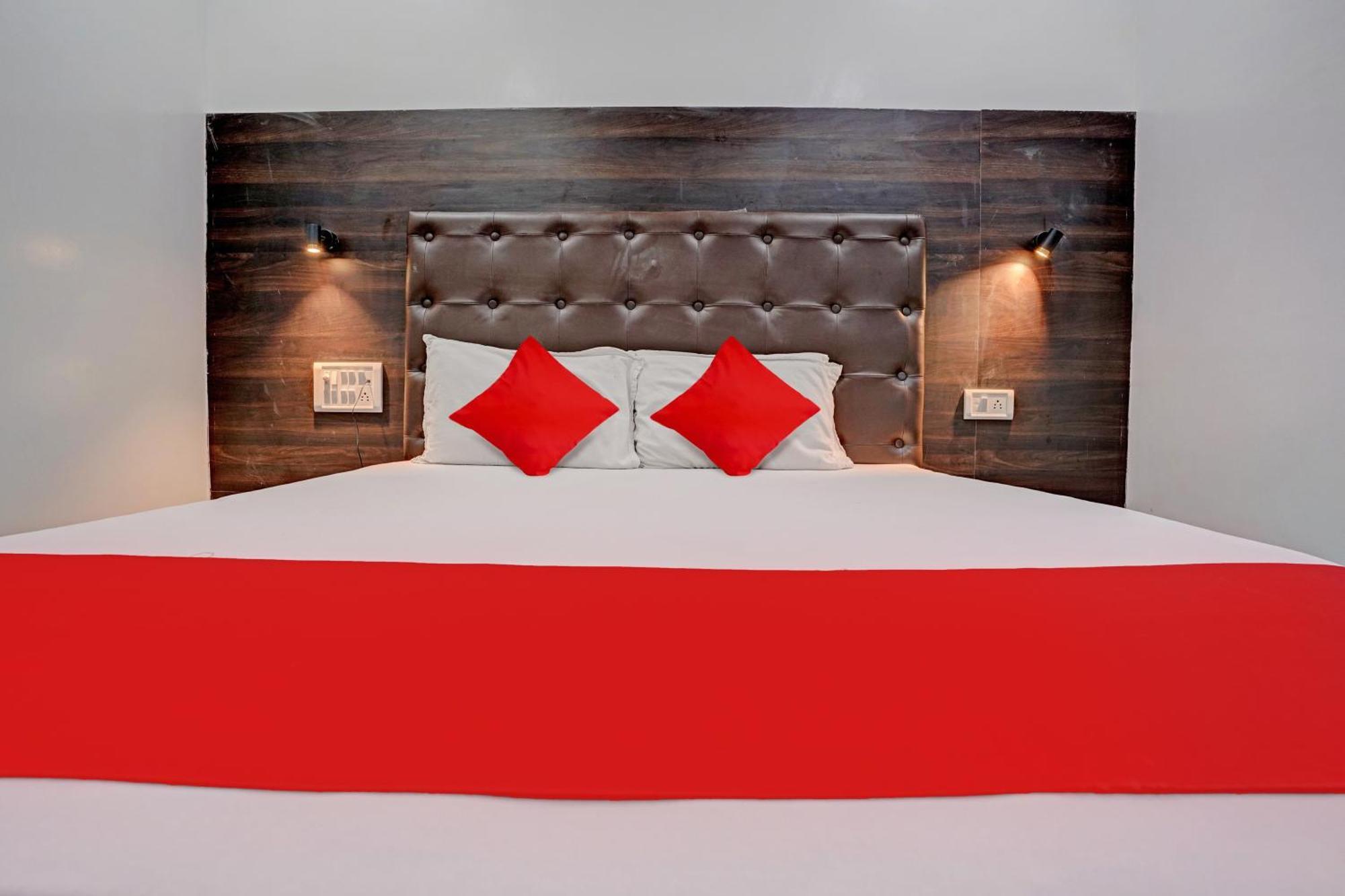 Hotel O Nithyanand