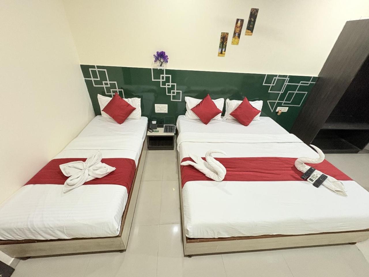 Fabhotel Kailash Park Mumbai