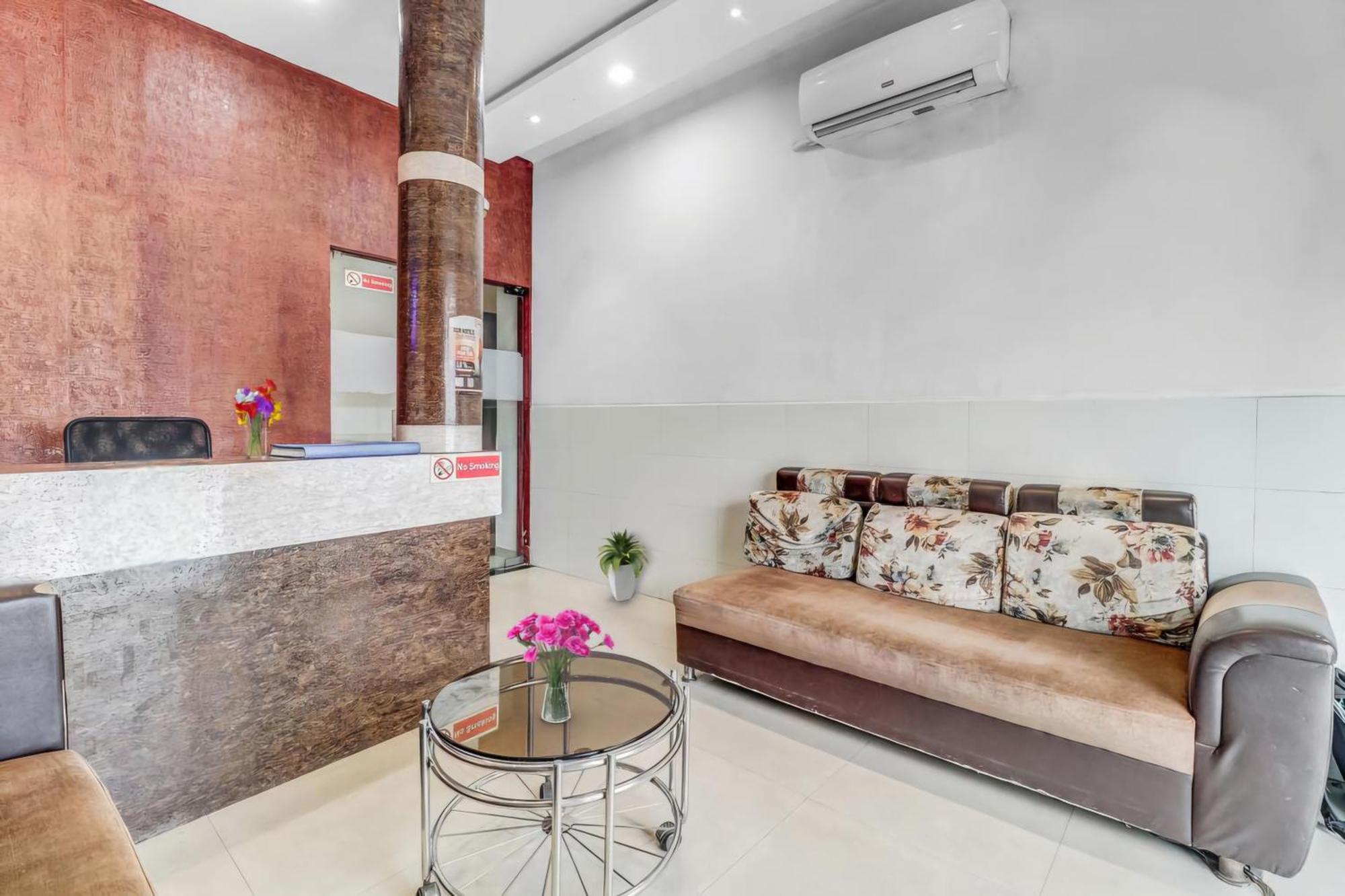 Fabhotel Kailash Park Mumbai