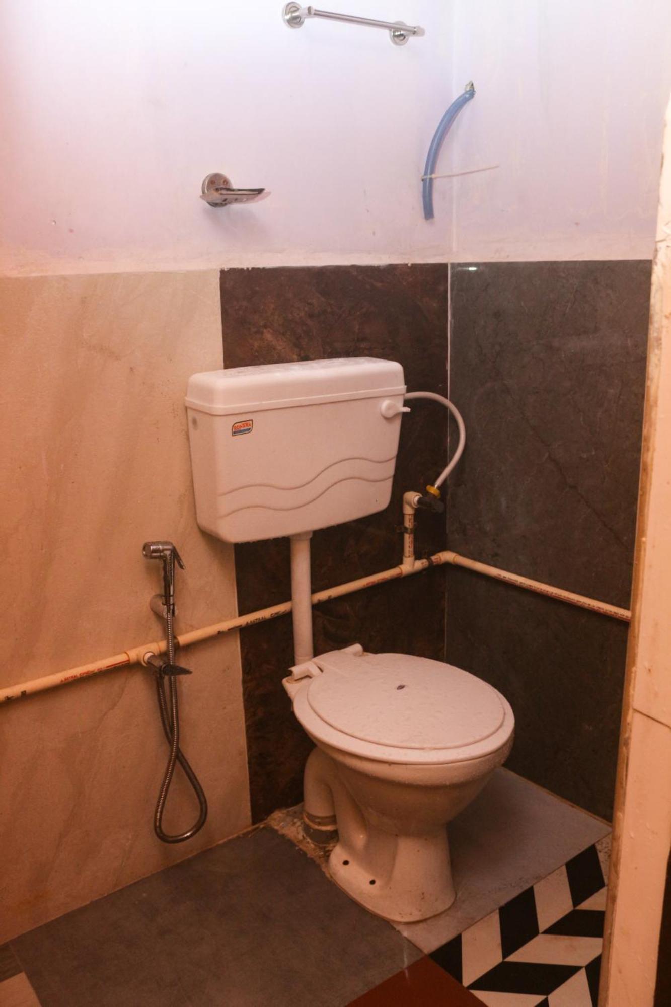 Moon Residency Hotel 3*