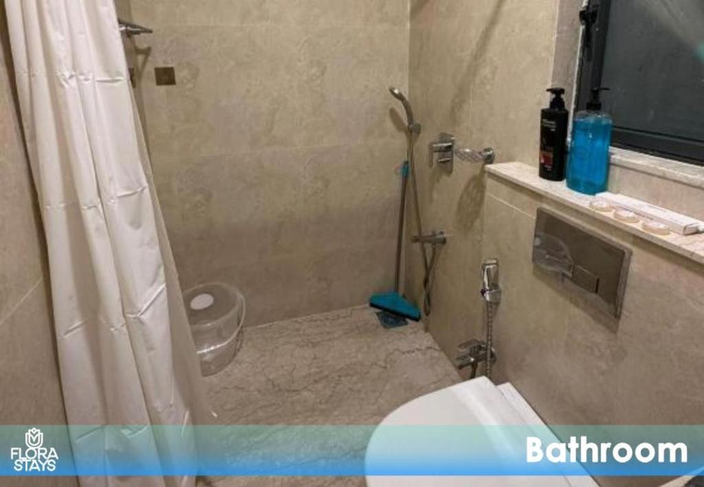 Apartment 1br Service In Bkc *
