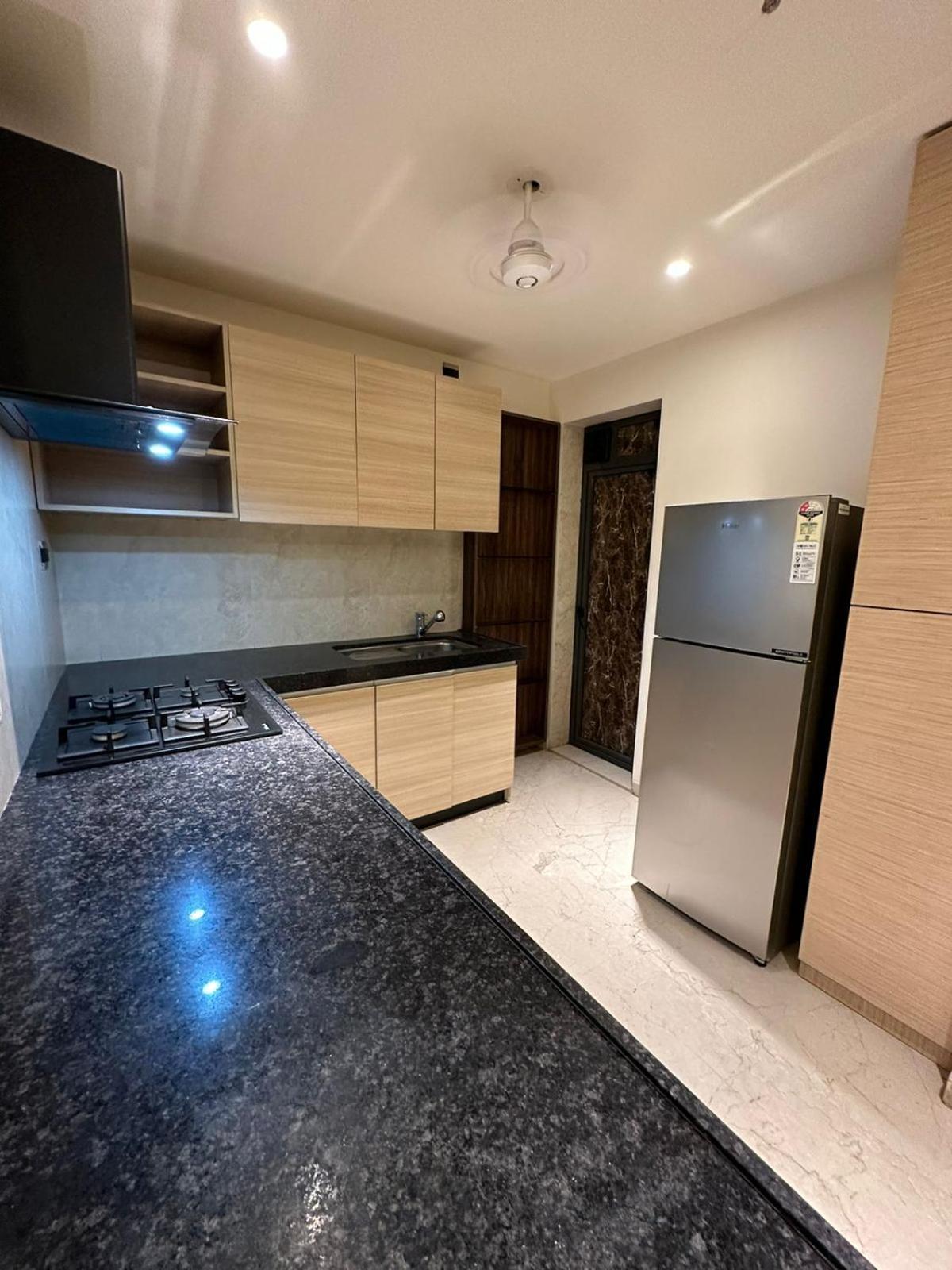 1br Service In Bkc Mumbai
