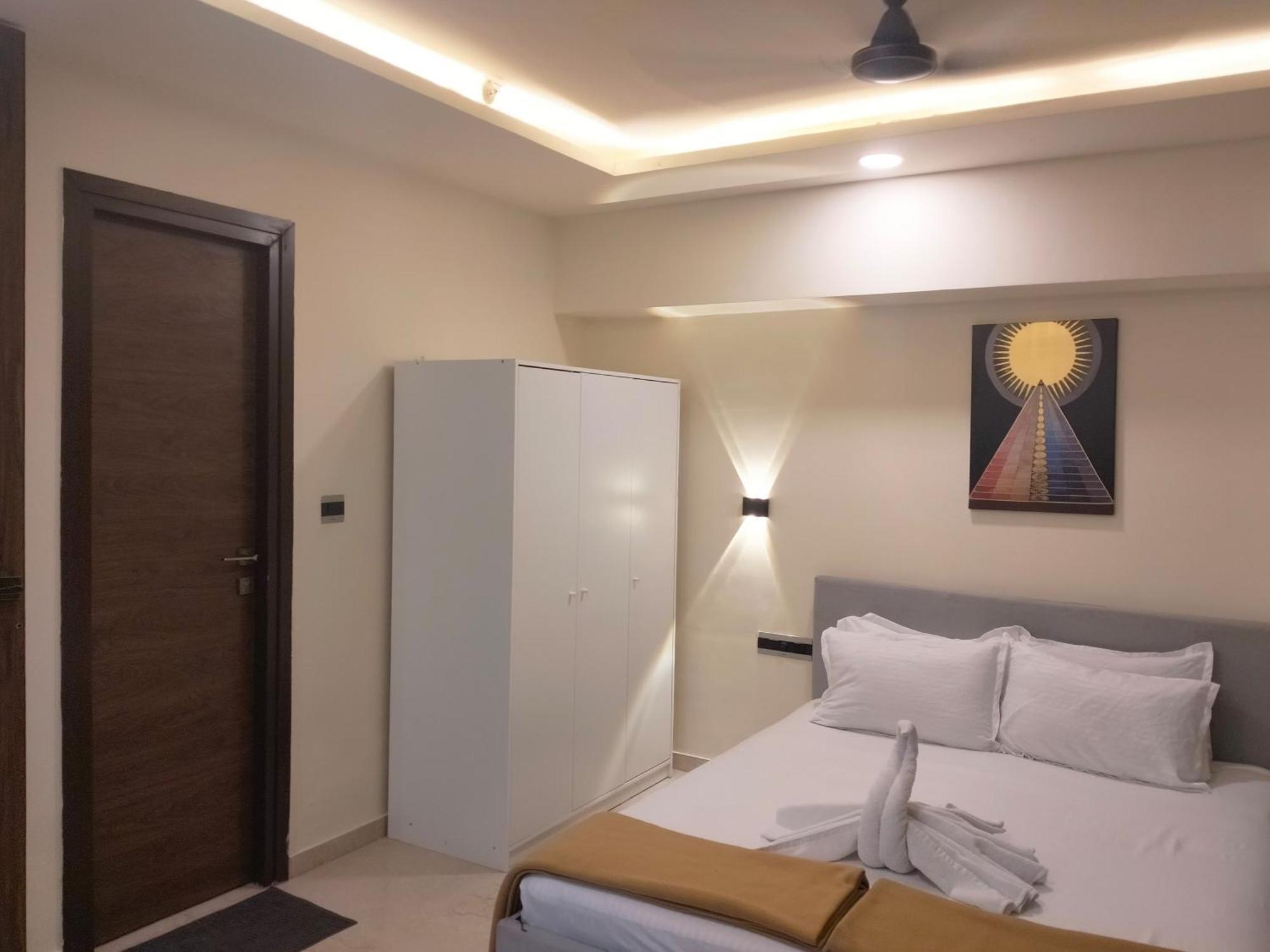 1br Service In Bkc * Mumbai