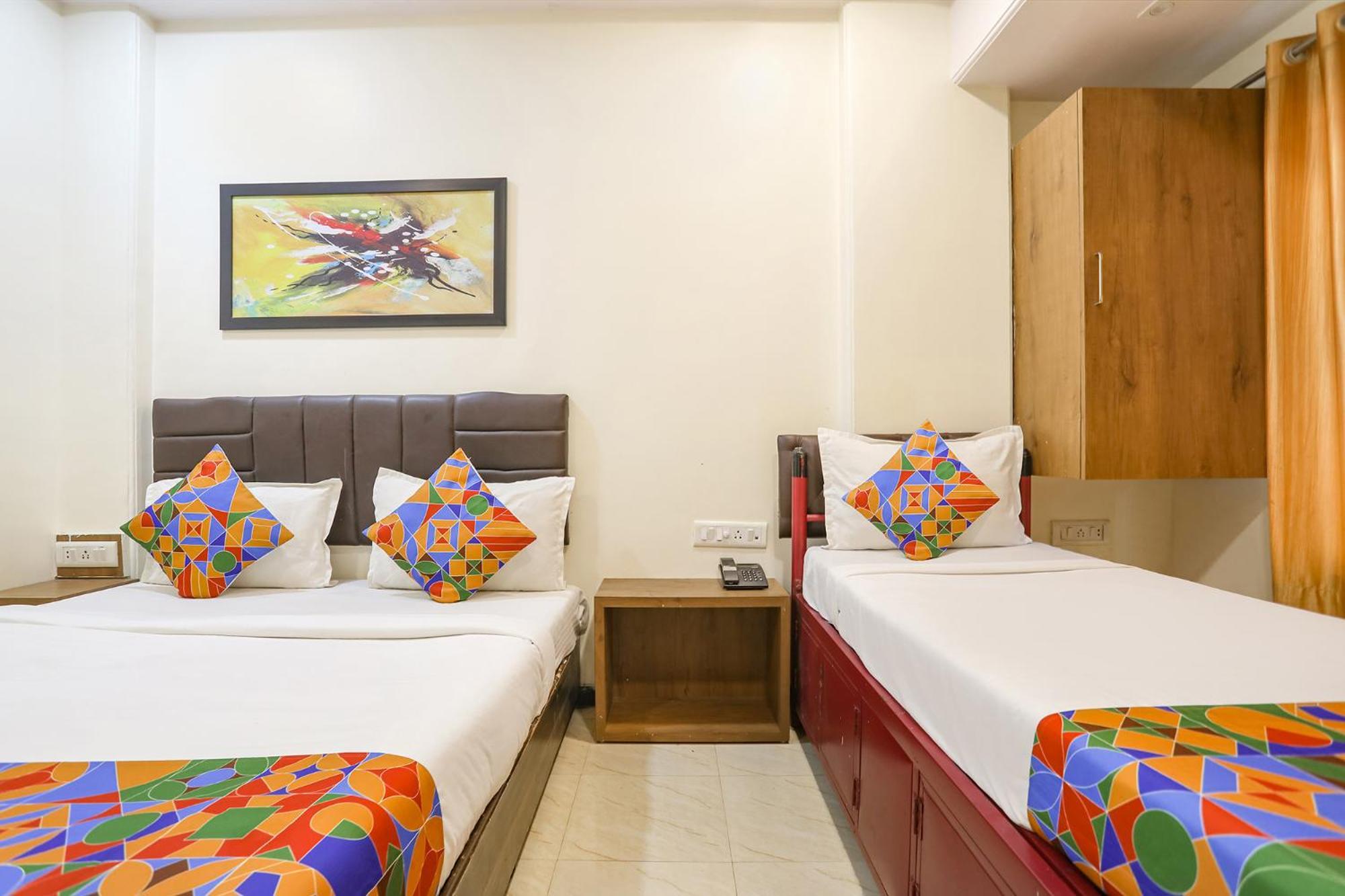 Hotel Fabexpress Aksa - Nr Kokilaben 2*
