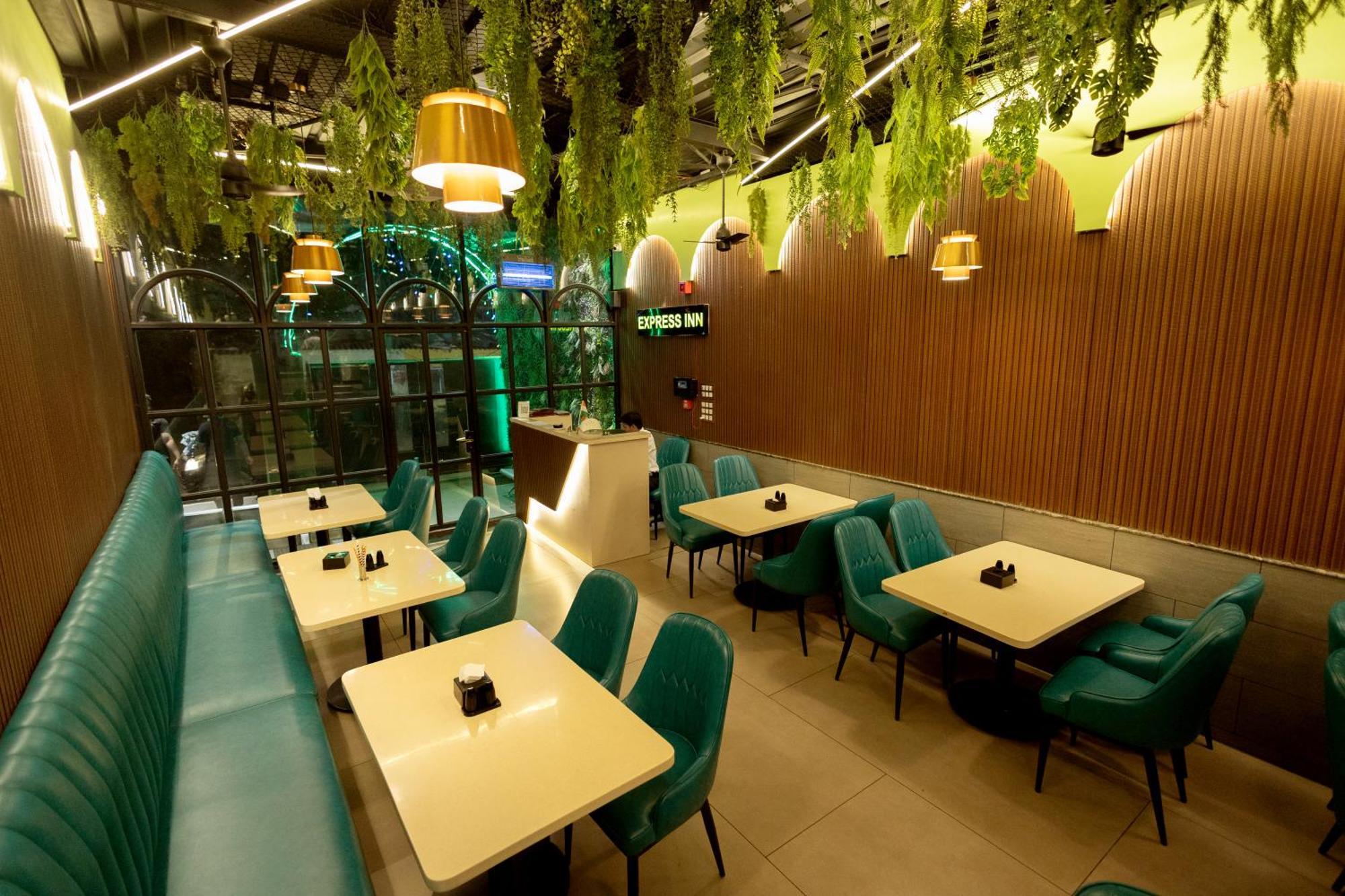 Golden Tulipz Hotel Mumbai
