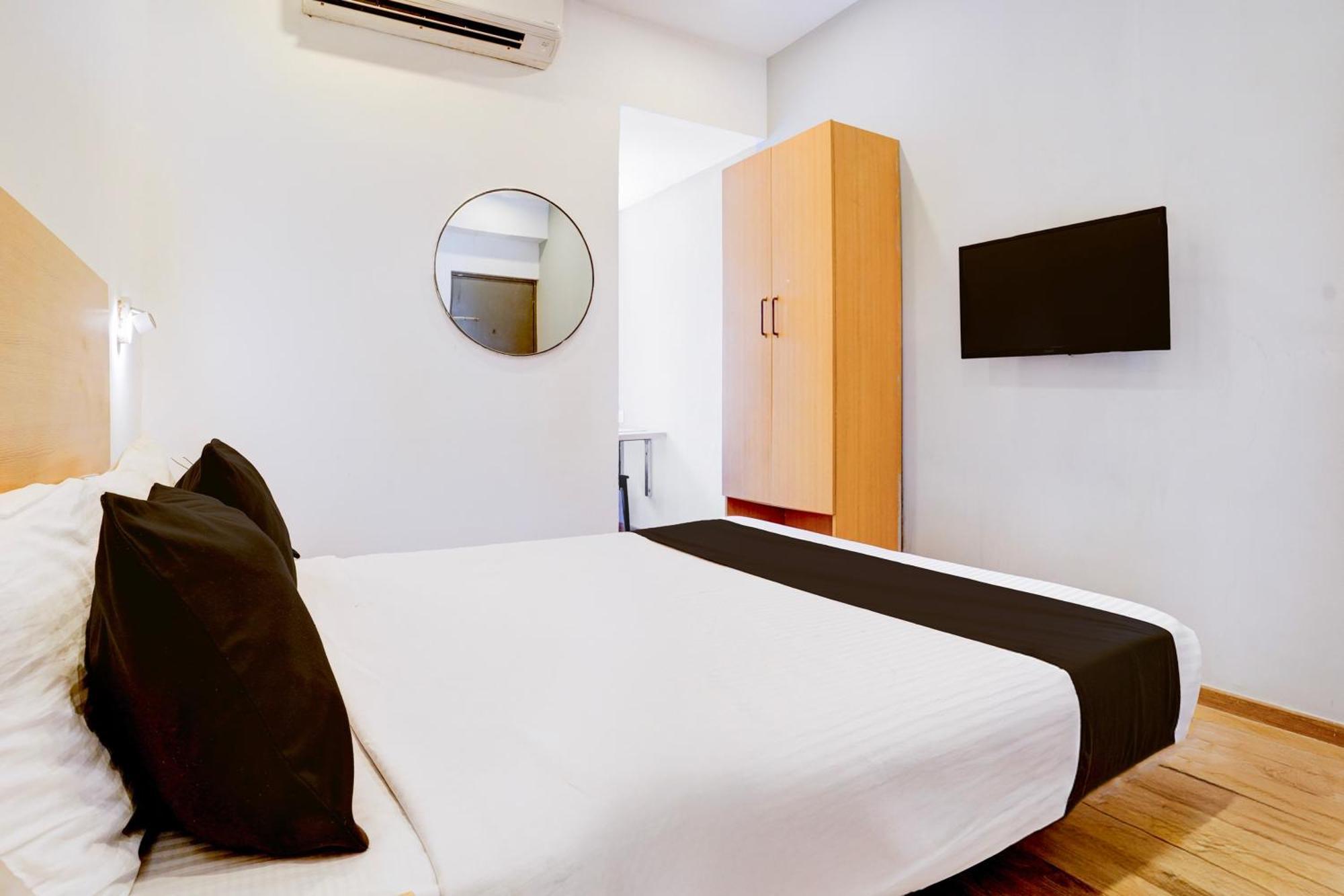 Hotel Super Townhouse Khar The Habitat Mumbai