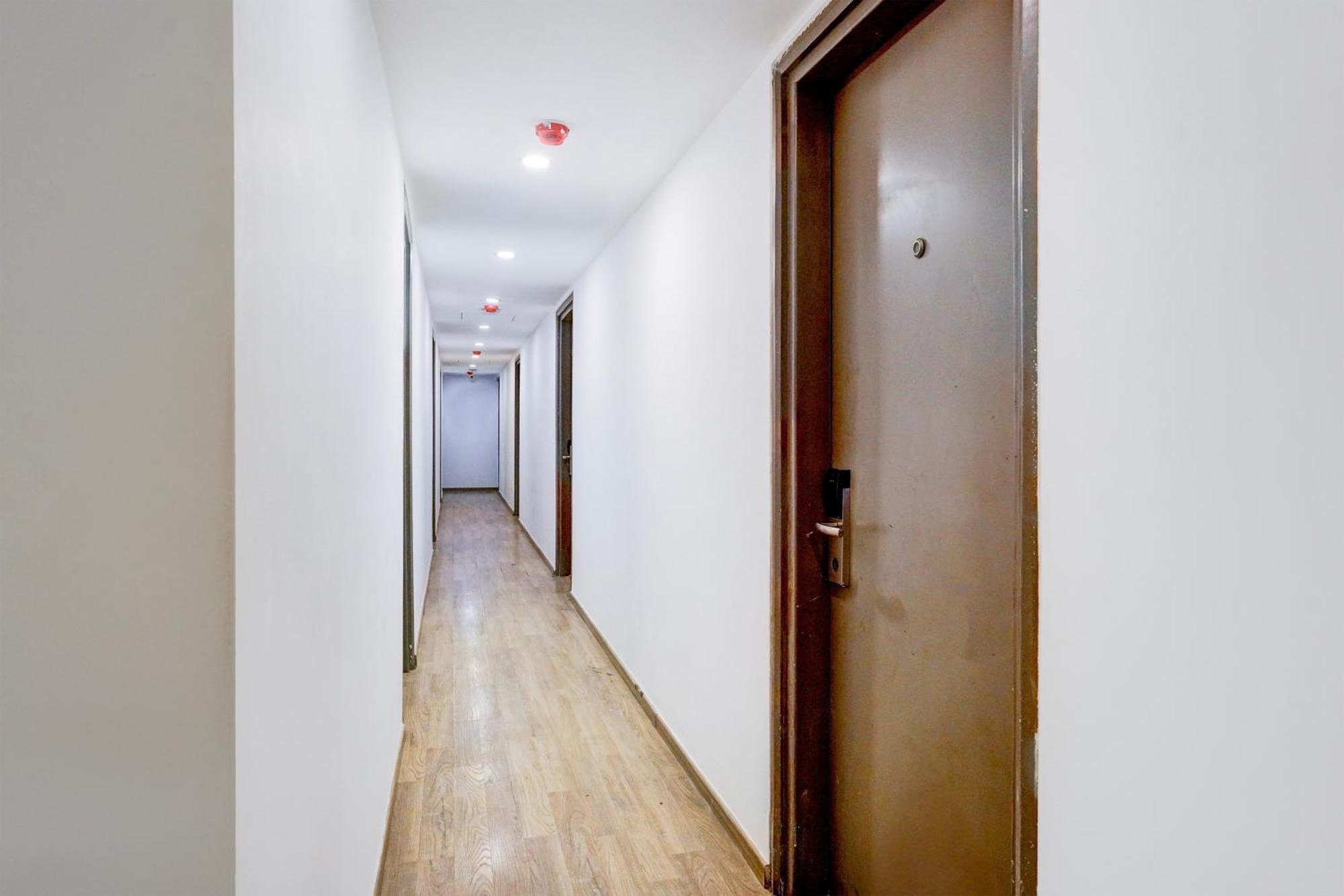Super Townhouse Khar The Habitat *