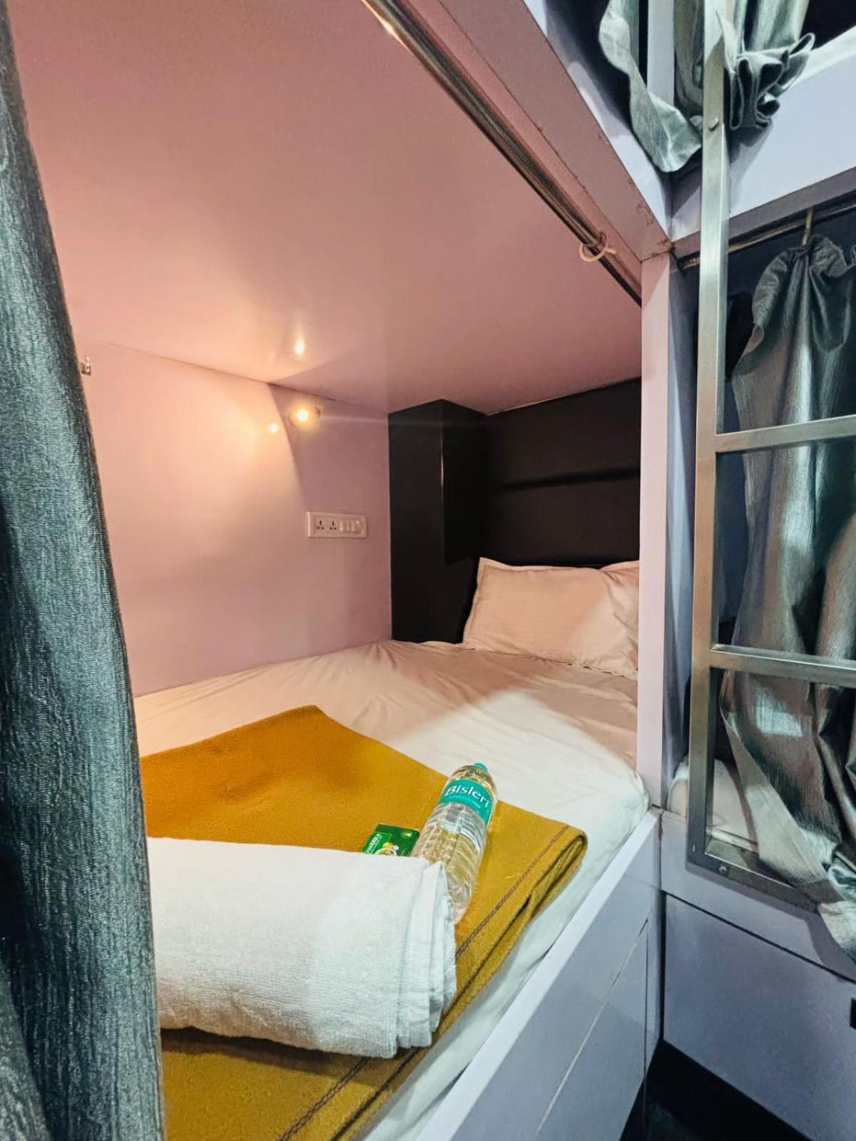 New Address -1 Min-seepz Metro Station * Mumbai