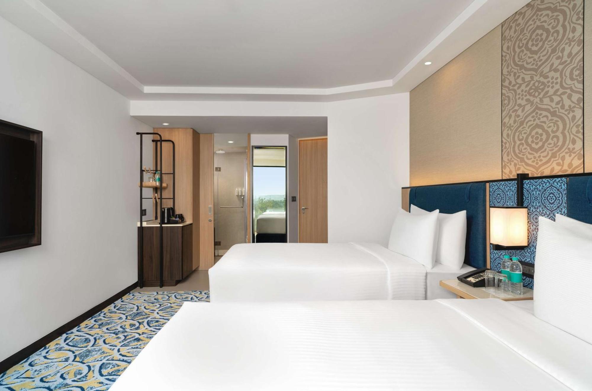 Hotel Hilton Garden International Airport
