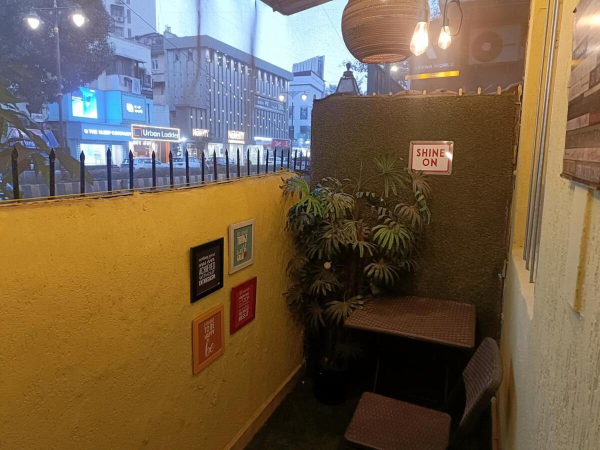 Cool And Awesome Apartment