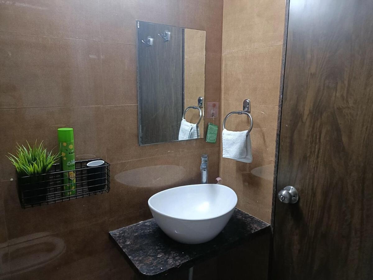 Apartment Cool And Awesome Mumbai