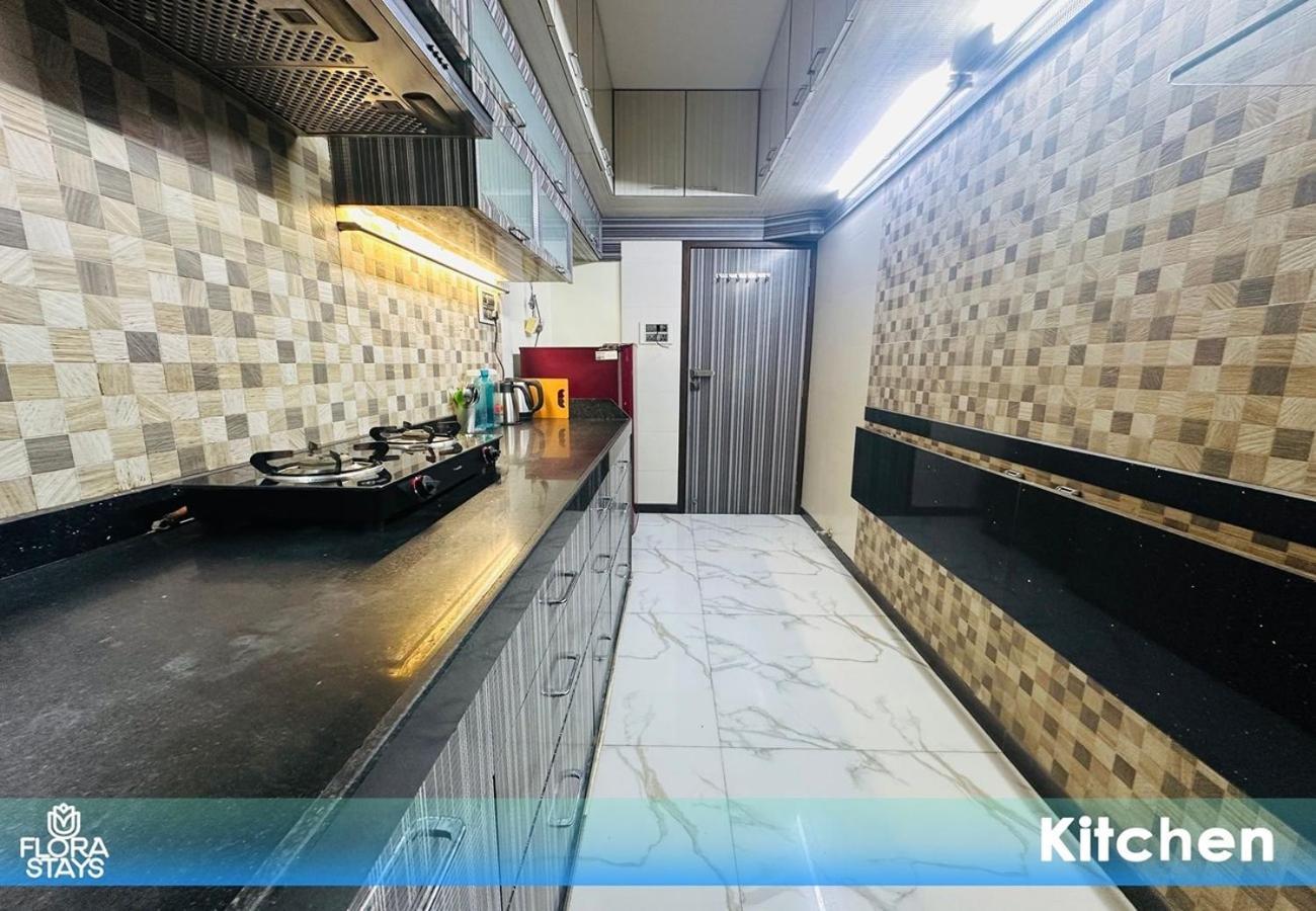 3br Service Aprt In Shivaji Park Apartment *