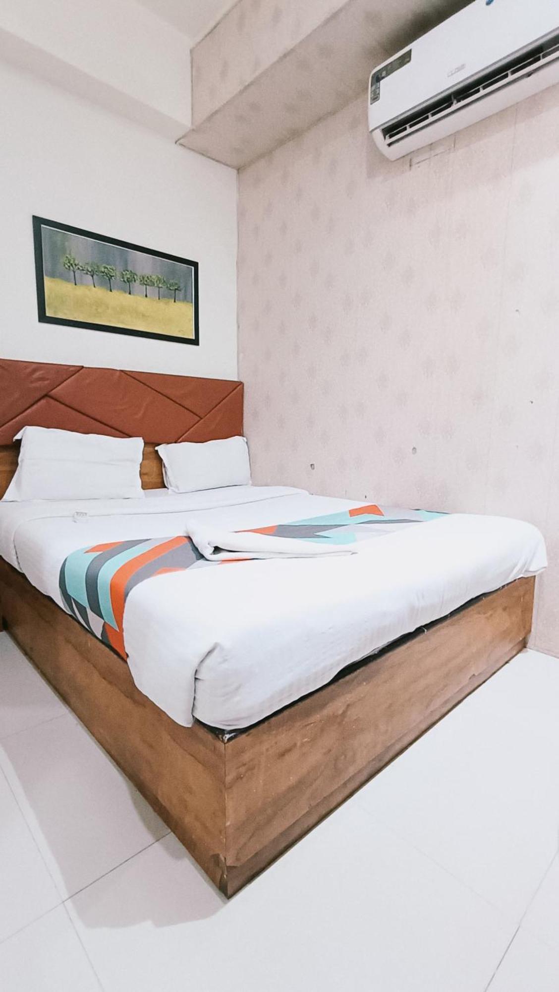 Guest house Comfort- Andheri West Mumbai