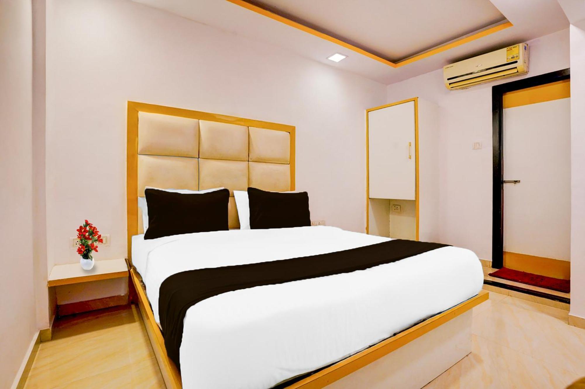 Collection O Andheri West Near Kokilaben Hospital Hotel 3*