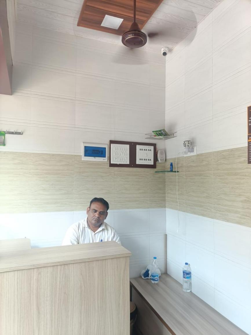 Divine Homes Ac * Mumbai