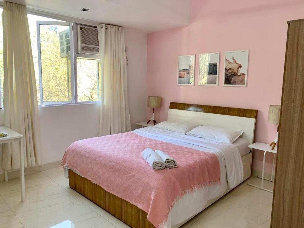 Entire 3 Bedroom With Balconies Bandra * Mumbai