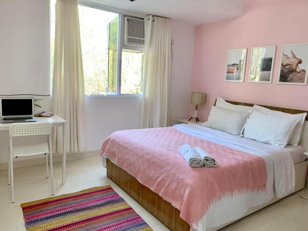 Apartment Entire 3 Bedroom With Balconies Bandra Mumbai