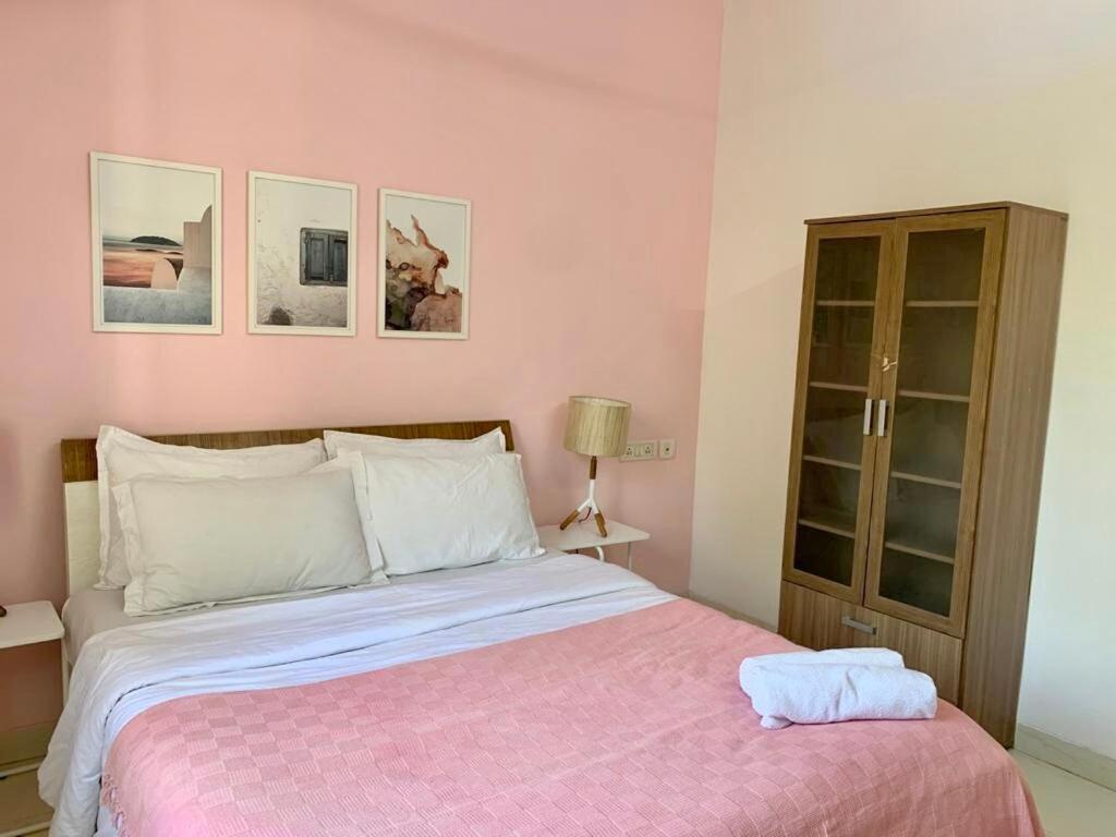 Apartment Entire 3 Bedroom With Balconies Bandra