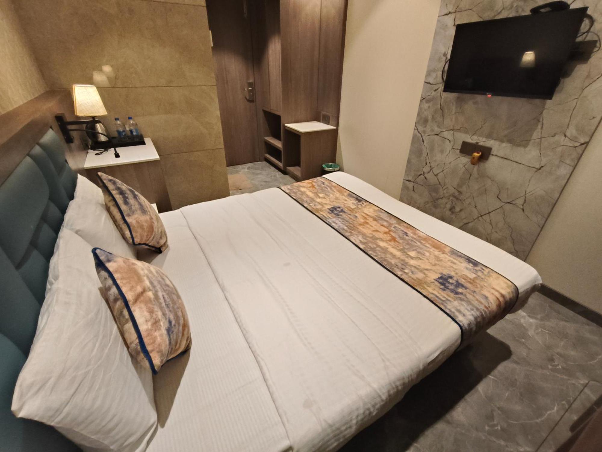 Dream Residency Hotel 2*
