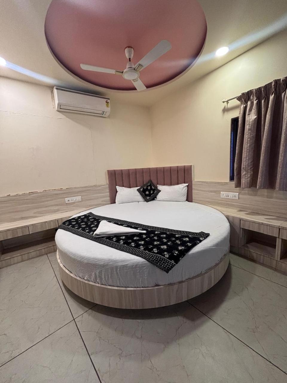 Hotel The Kiwwi Mumbai