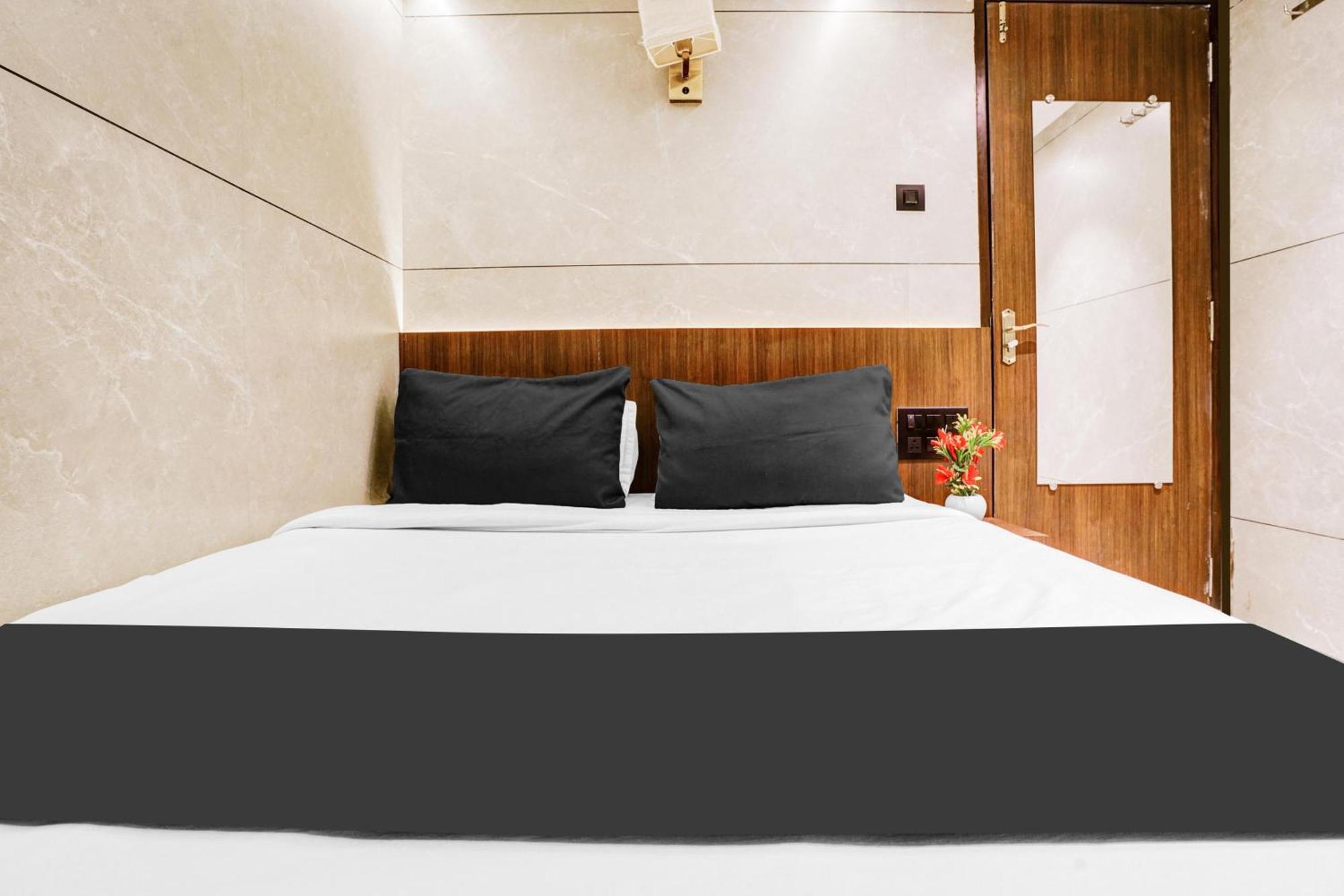 Hotel O Woodland Mumbai