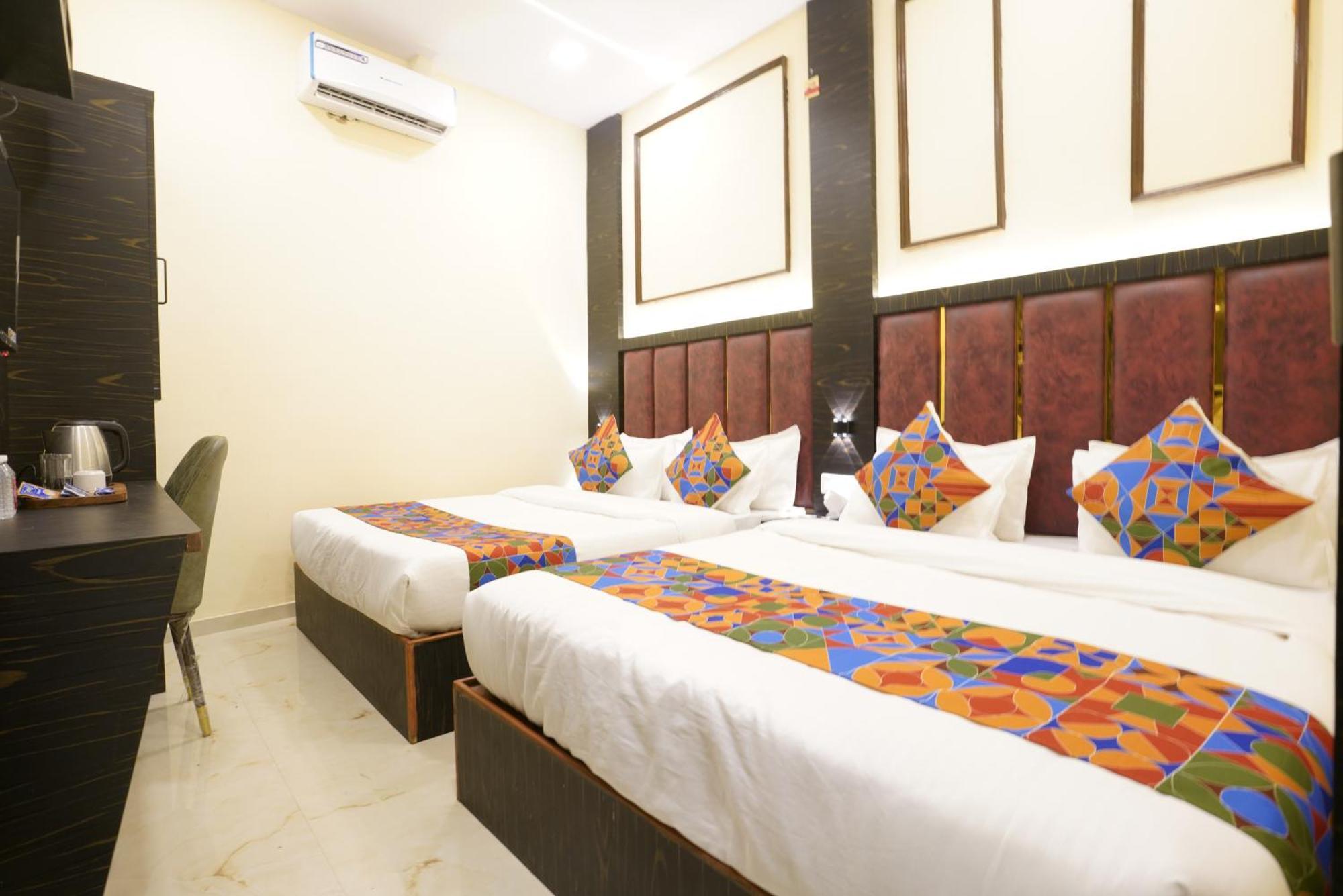 Sky Suite-sahar Cargo And Intl Airport * Mumbai