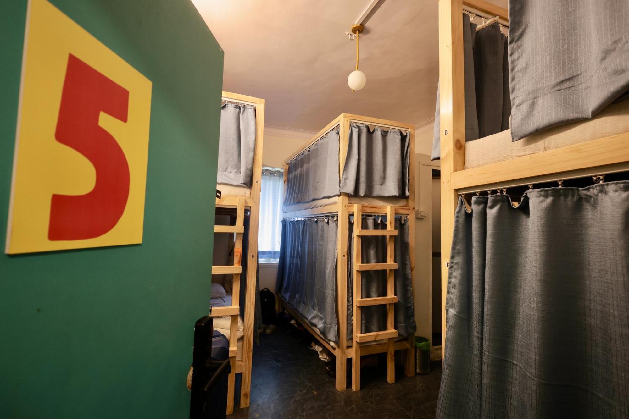 Locomo Mini Hostel Mumbai