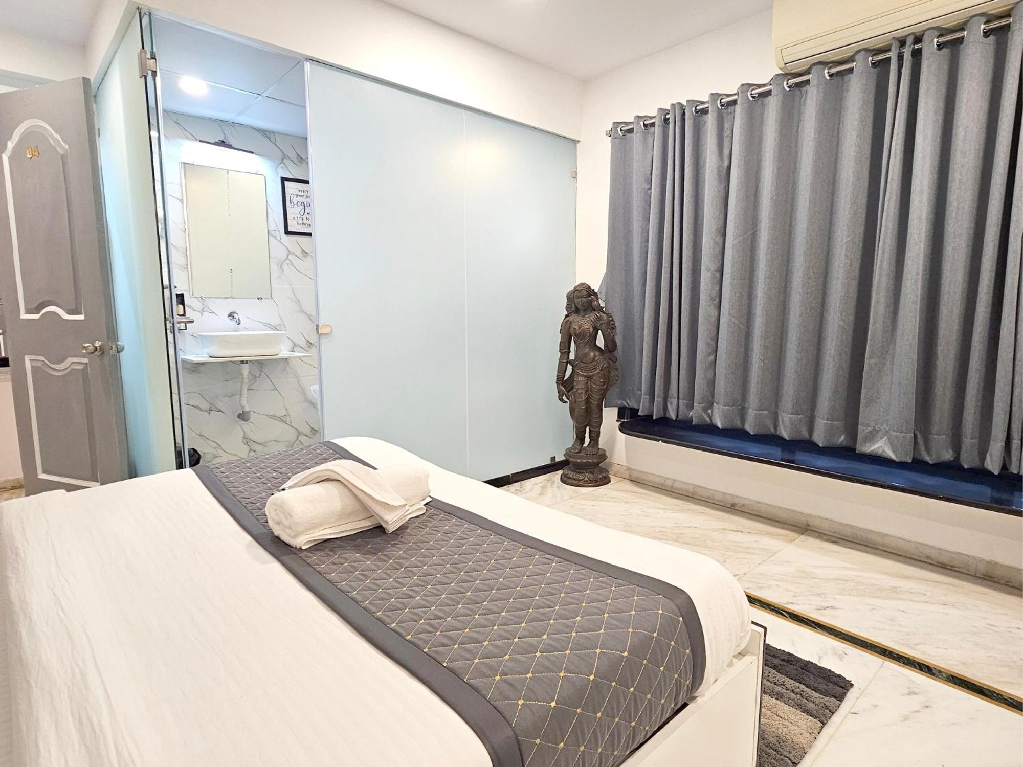 Guest house Astha Kandivali Service