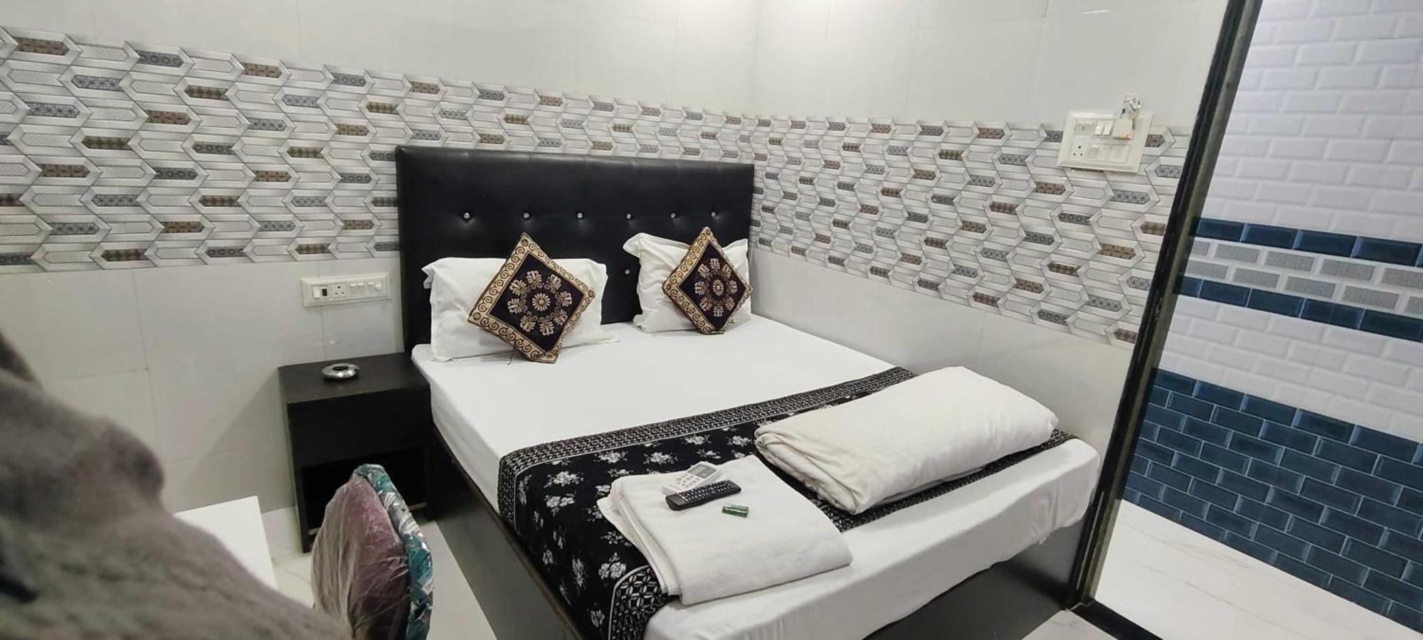 Hotel O Sai Residency
