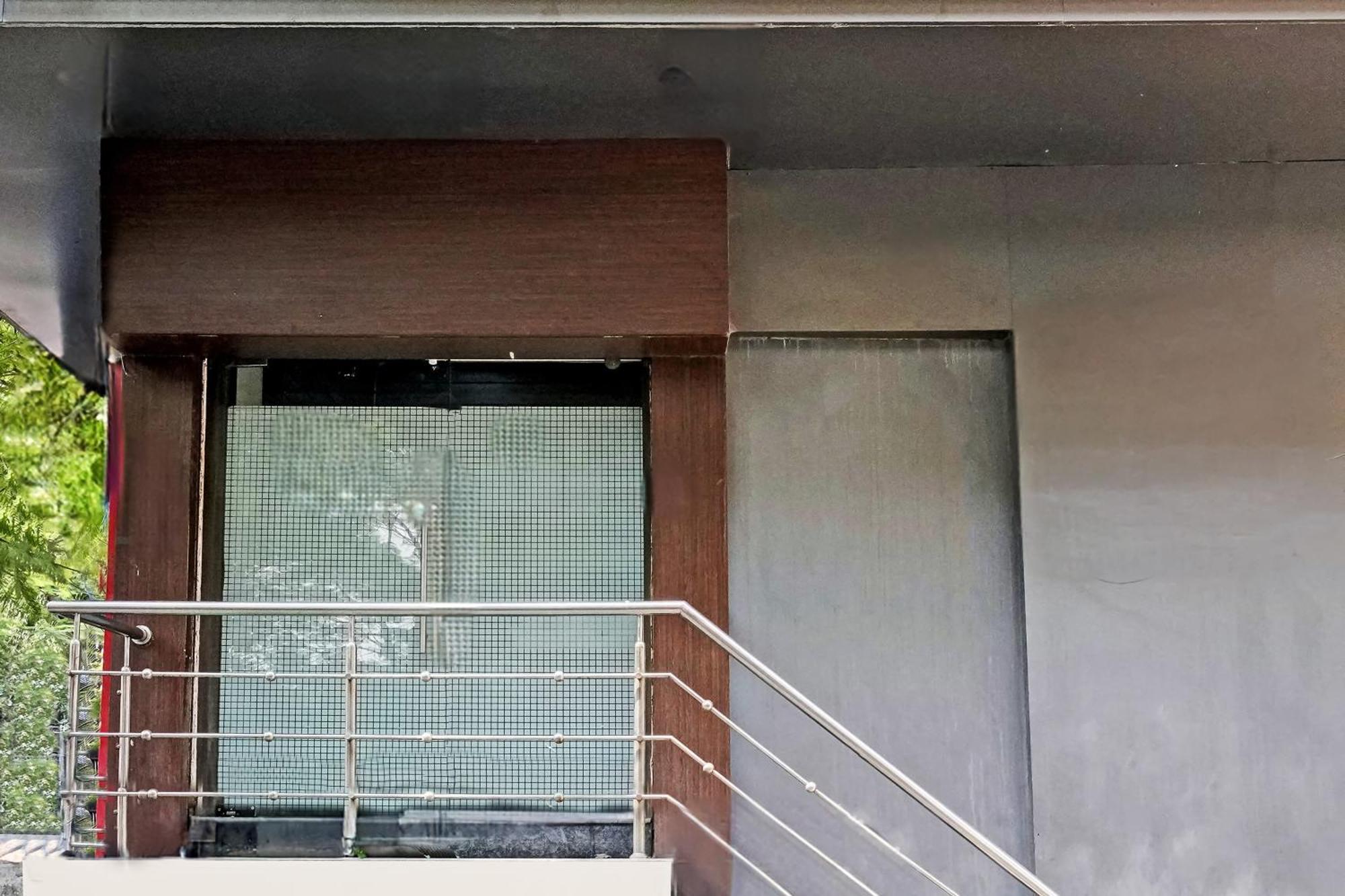 Hotel O Blue Near R Mall 3*