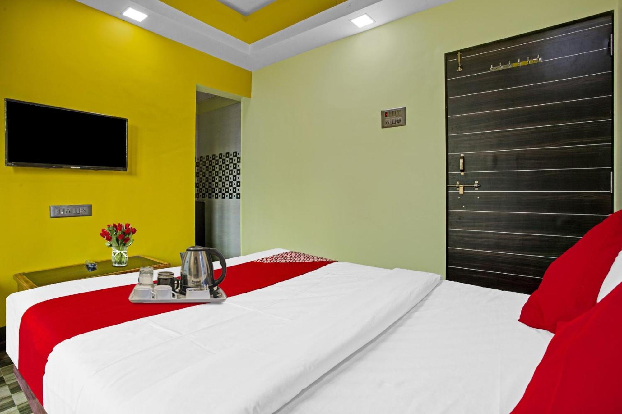 O Om Sai Ram Residency Hotel