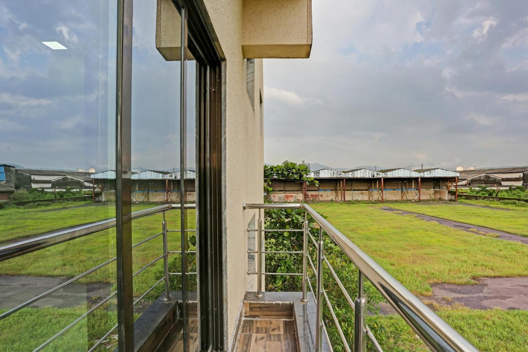 O Om Sai Ram Residency 3* Taloje