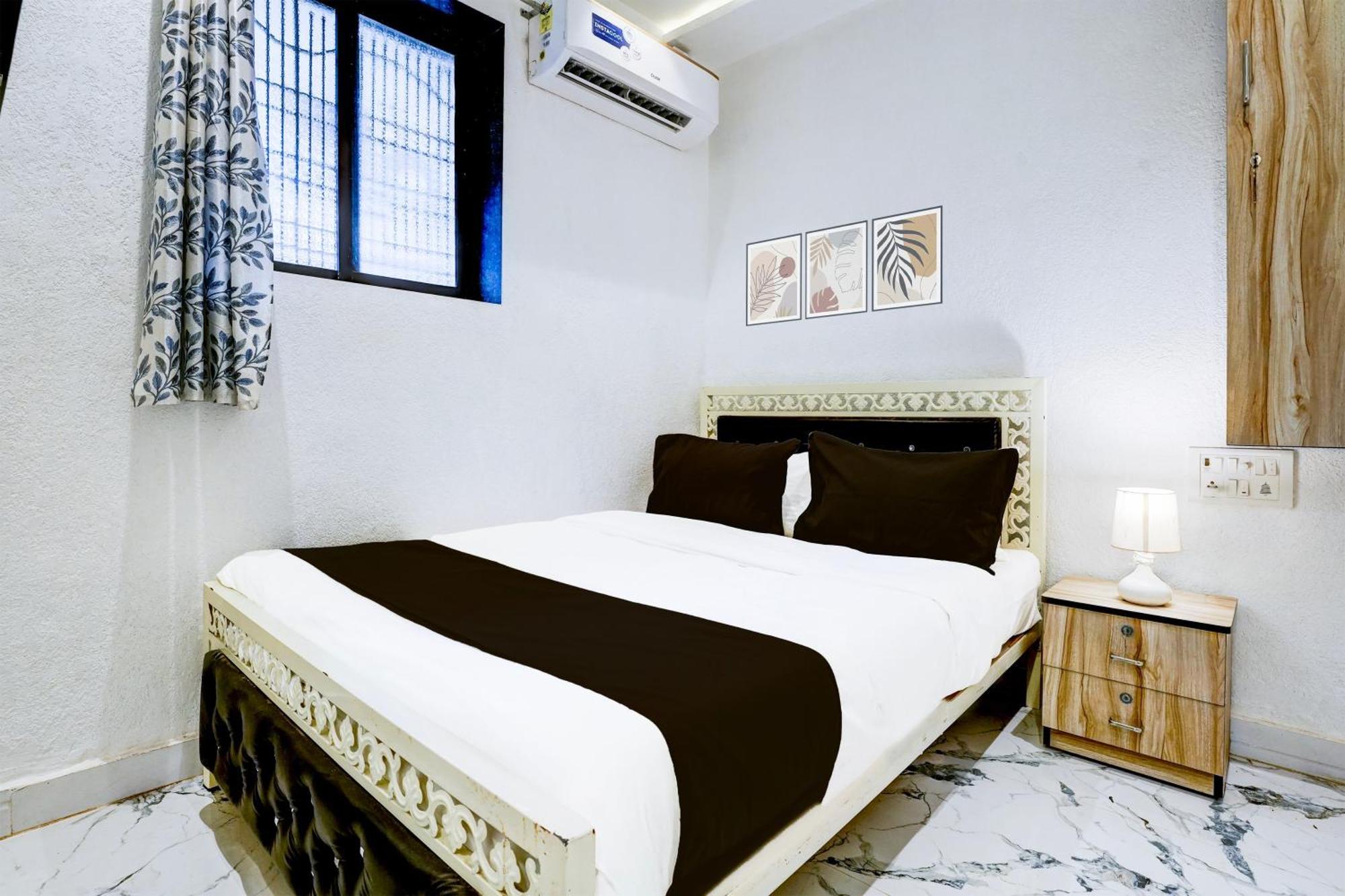 Super O Khar East Near Railway Station 3* Mumbai