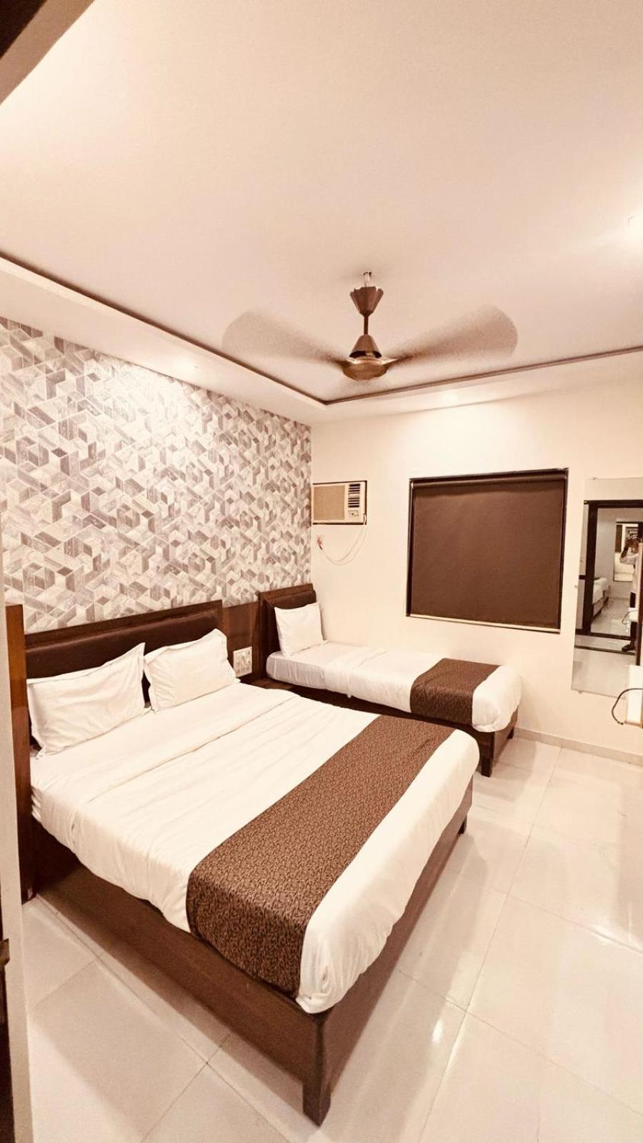 Garden Palace 3* Mumbai