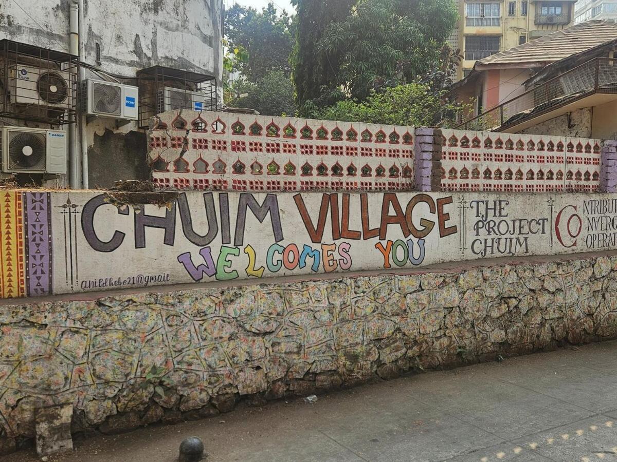 Cozy Rose Peaceful Village Retreat In Bandra *
