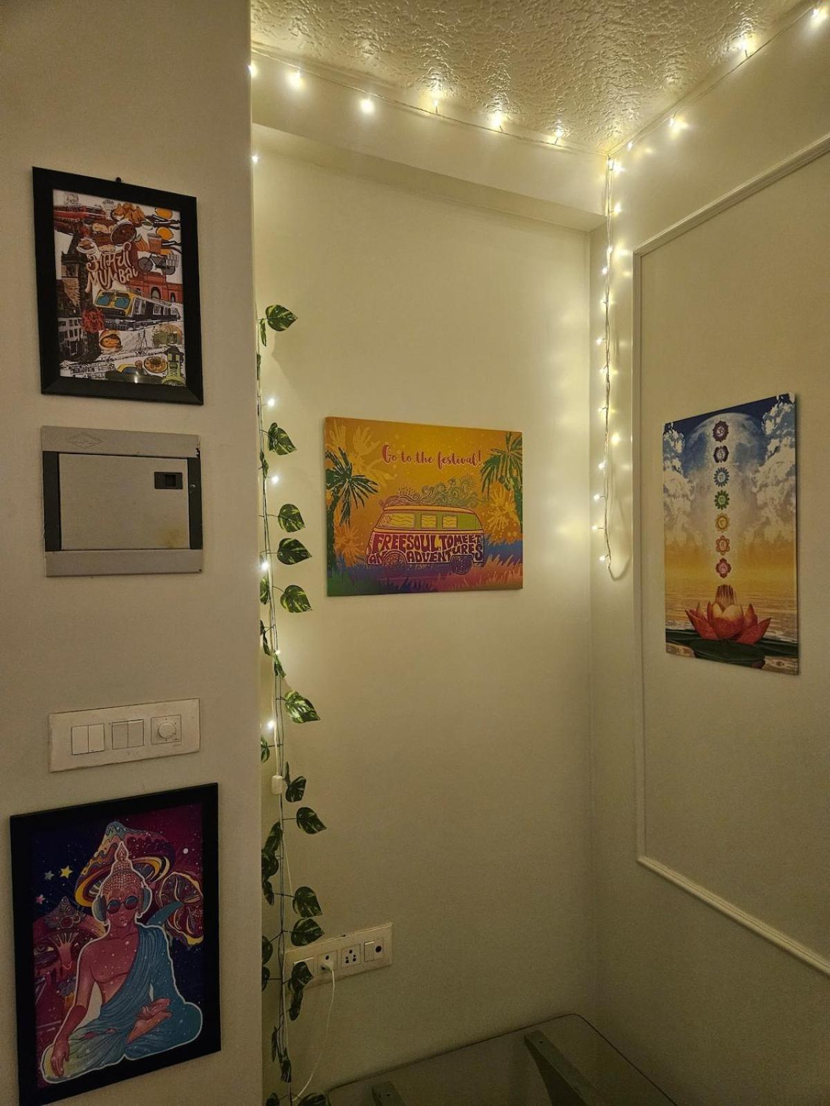 Apartment Cozy Rose Peaceful Village Retreat In Bandra *