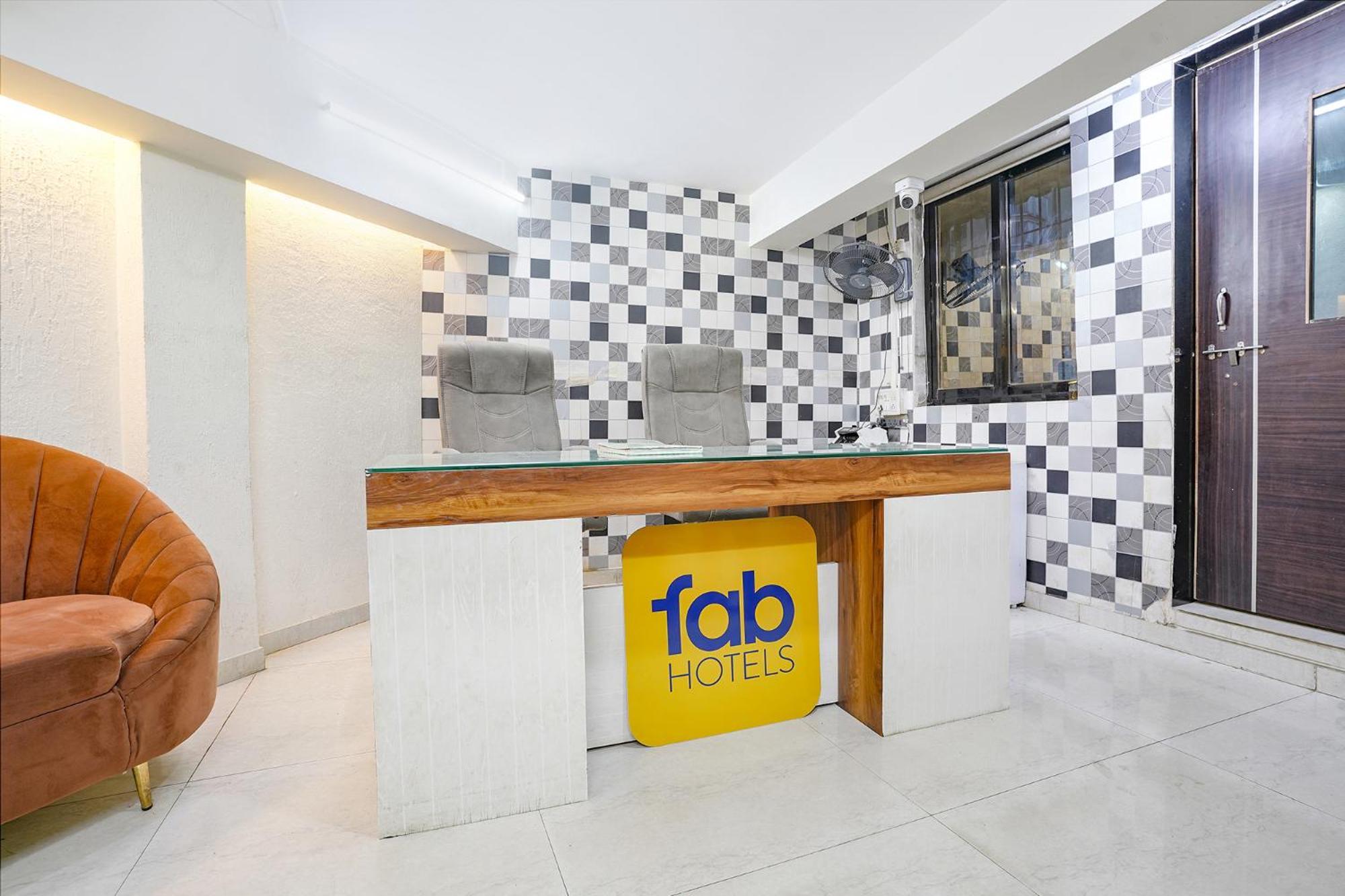 Hotel Fabhotel Shree Balaji 3*
